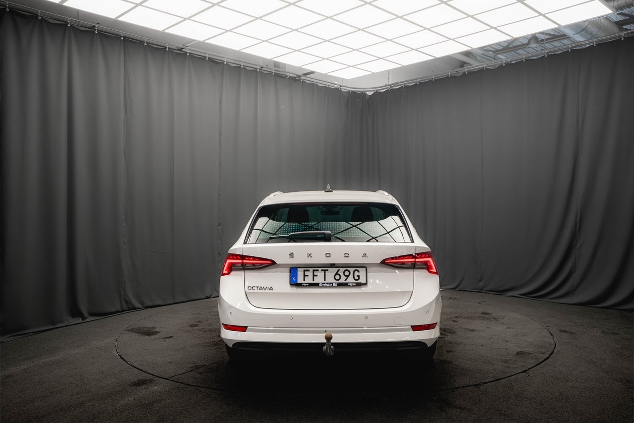 Skoda Octavia STYLE D-VÄRMARE DRAG 2022, bild 7/10