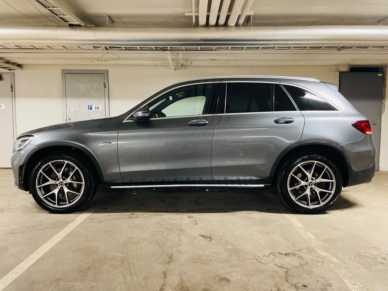 Mercedes-Benz GLC 2021, photo 2/10