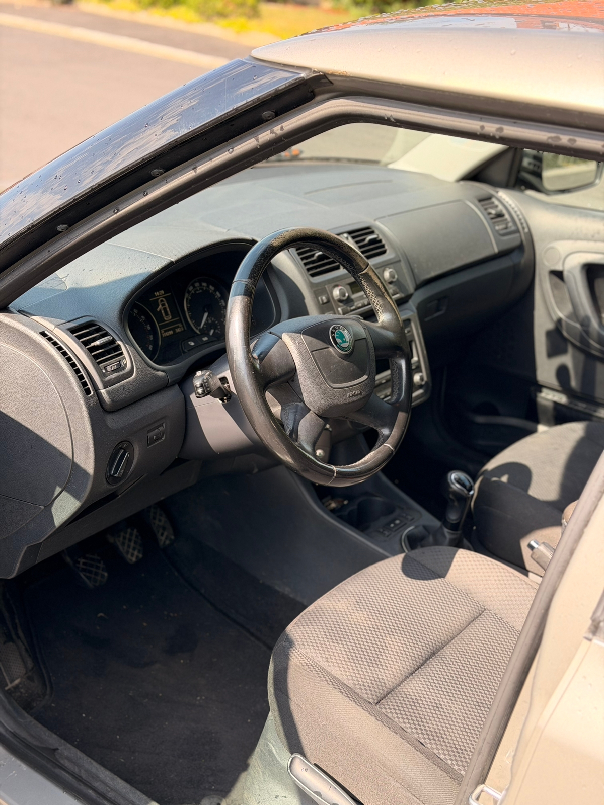 Skoda Fabia Kombi 1.6 TDI Manuell 2012, bild 6/8