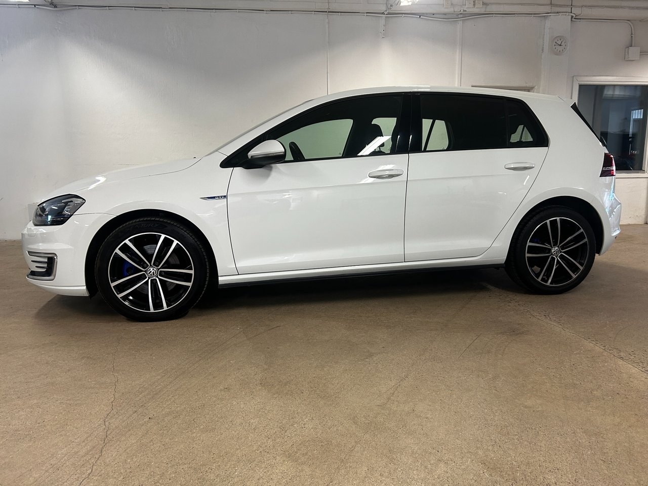 Volkswagen Golf GTE 1.4 TSI ACT Drag 2016, bild 2/10