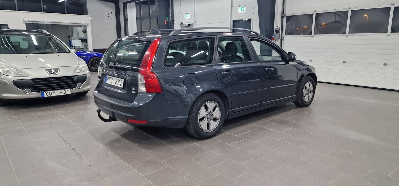 Volvo V50 1.6 D Momentum Dragkrok 2010, bild 5/10