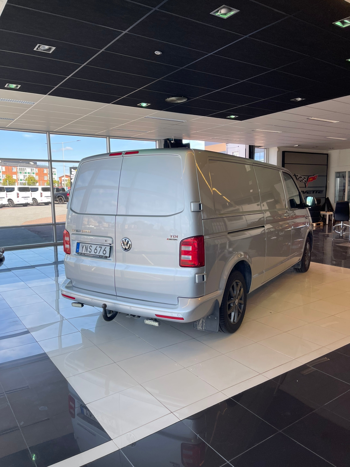 Volkswagen Transporter 2018, photo 3/10