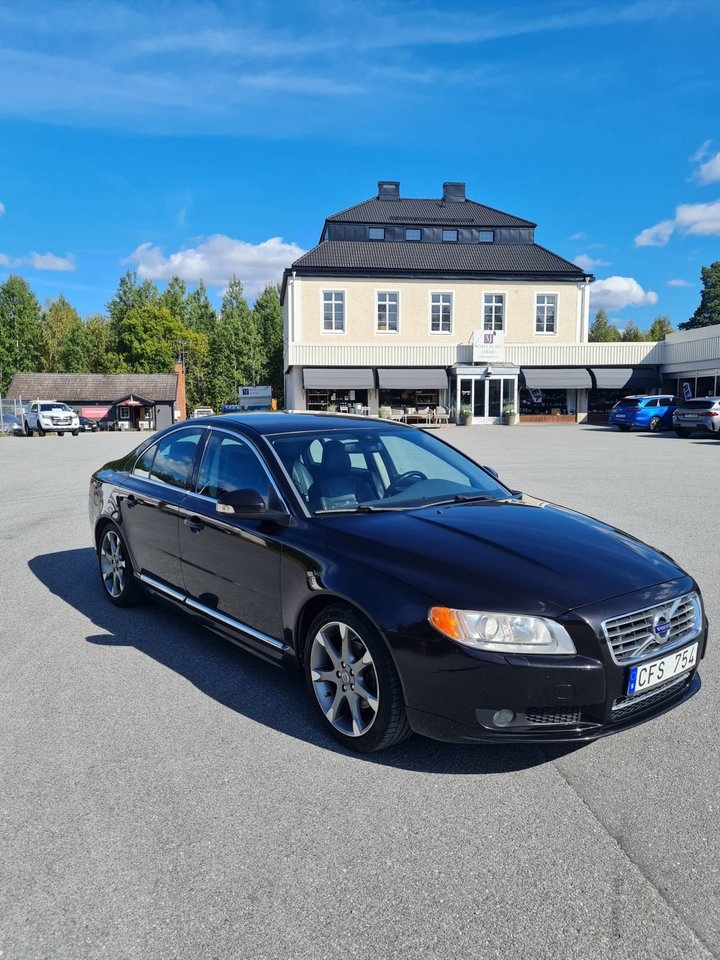 Volvo S80
