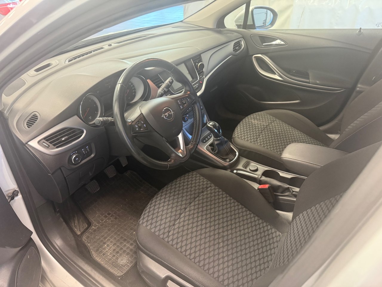 Opel Astra 2018, bild 4/9