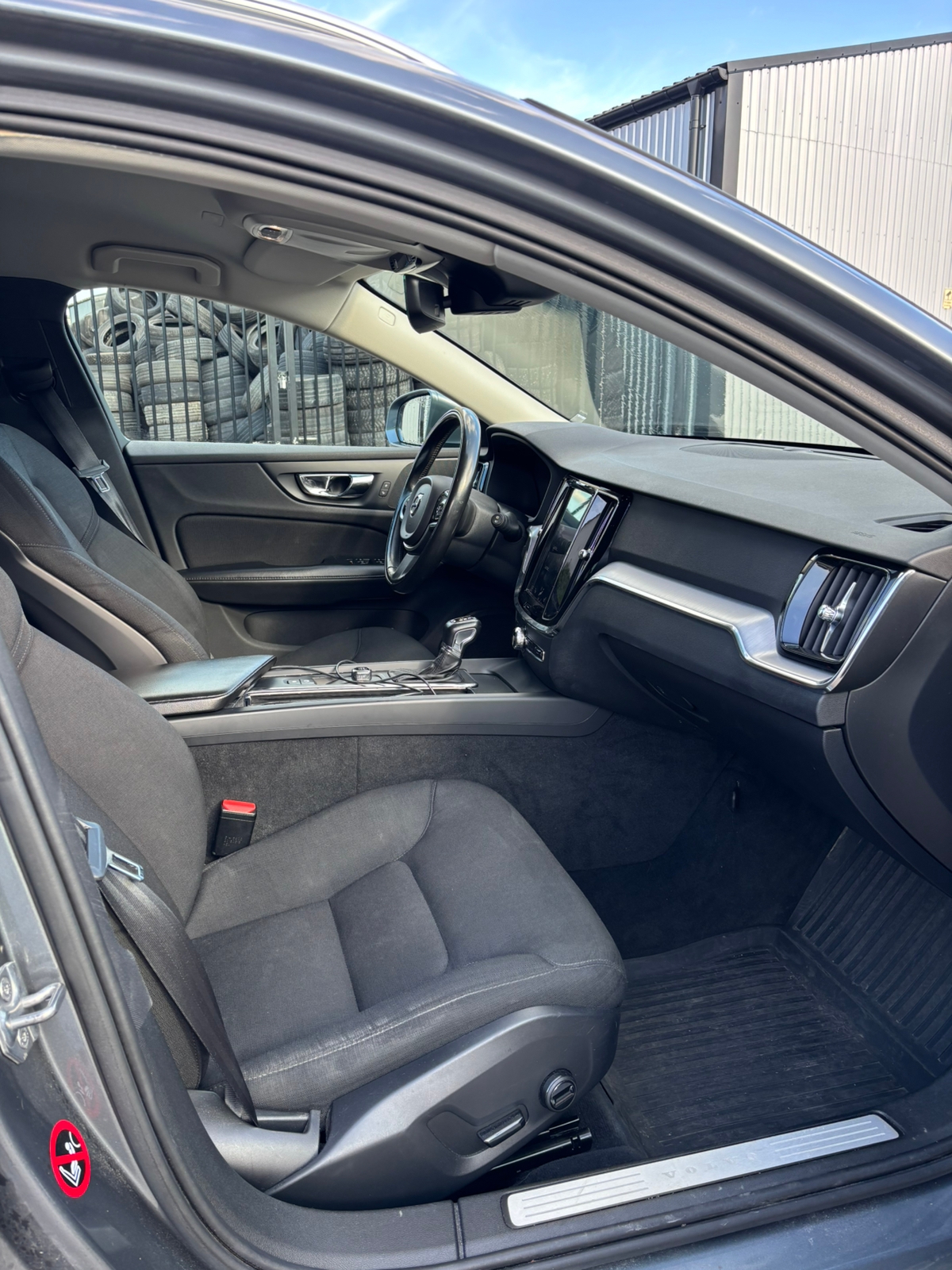 Volvo V60 D4 Geartronic 2019, bild 2/8