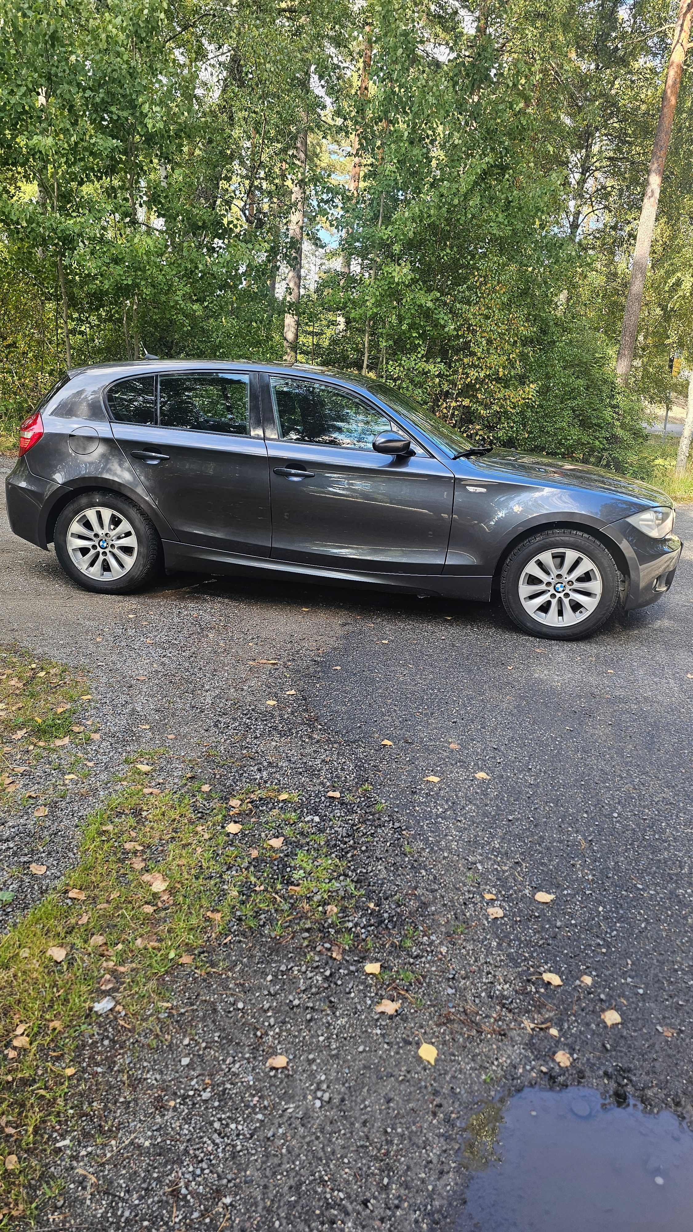 BMW 120 i 5-dörrars Manuell 2008, bild 4/8