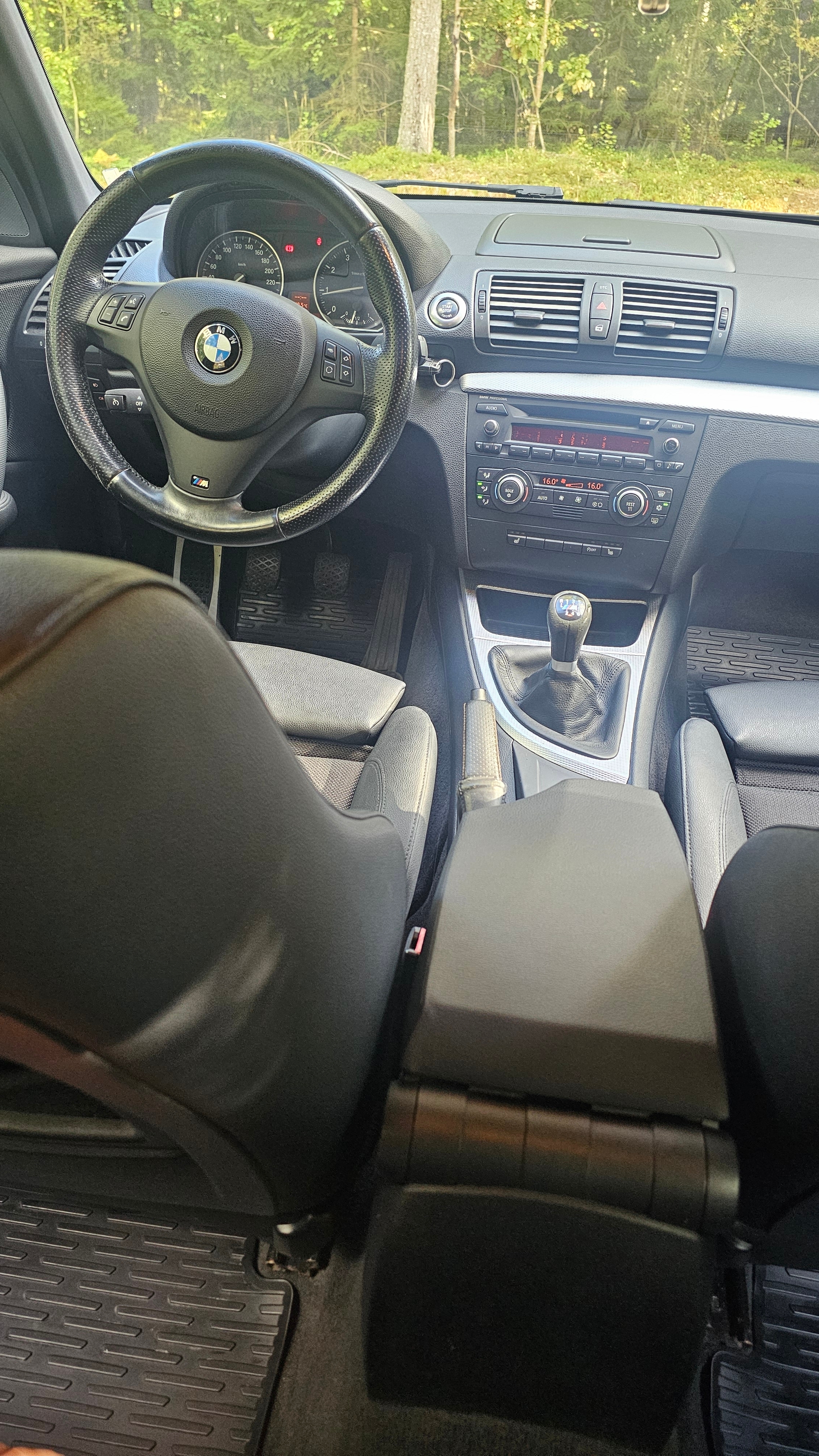 BMW 120 i 5-dörrars Manuell 2008, bild 8/8