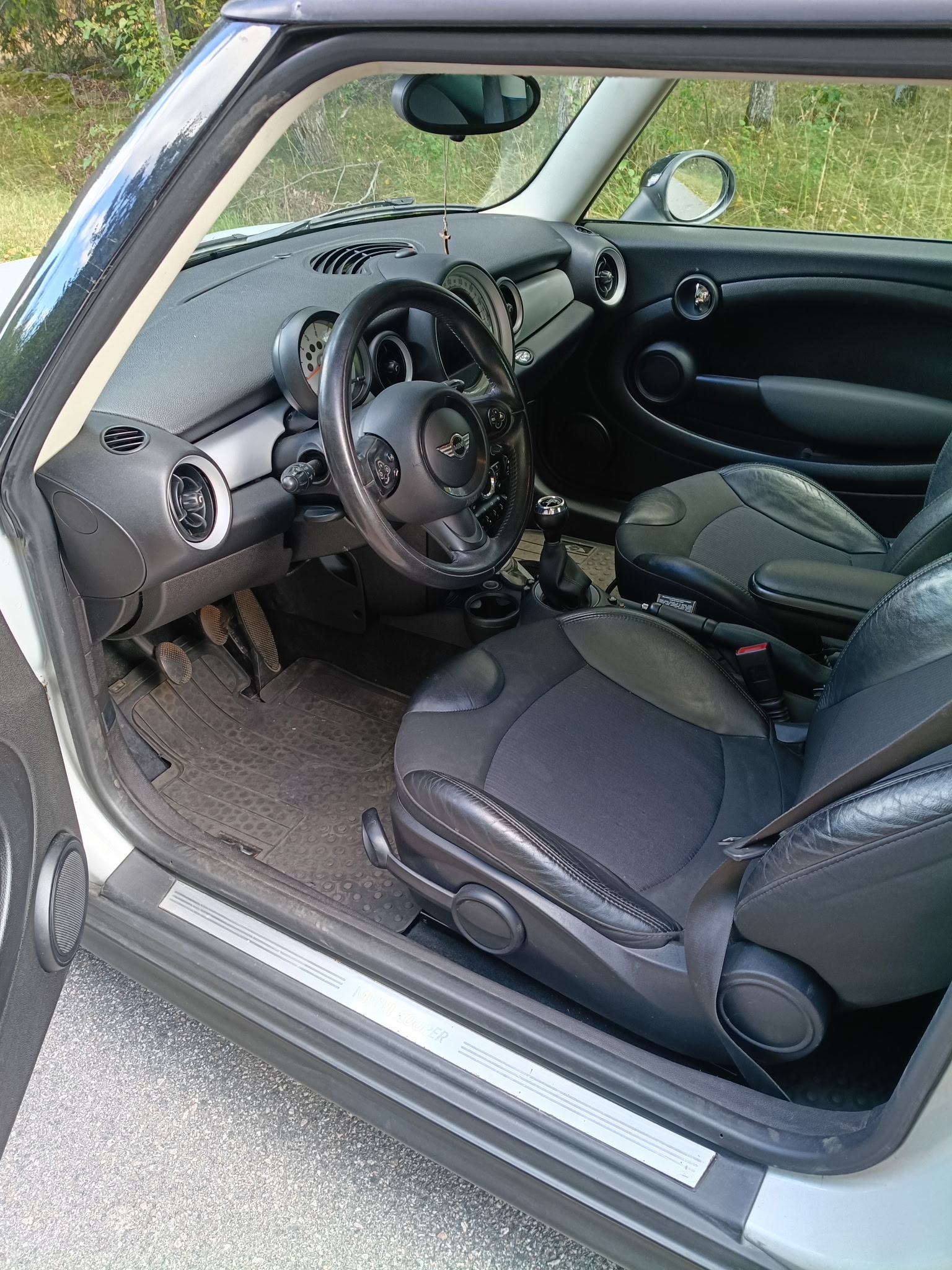 MINI Cooper D Manuell 2014, bild 3/5