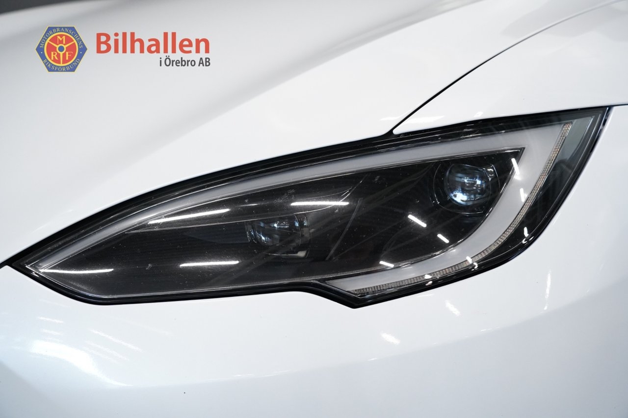 Tesla Model S AWD Yoke-ratt Glastak 2023, bild 3/10