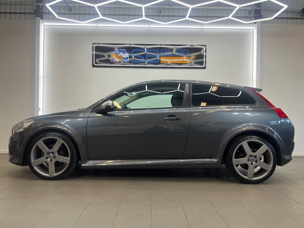 Volvo C30 D2 Manuell, 115hk Momentum 2011, bild 2/10