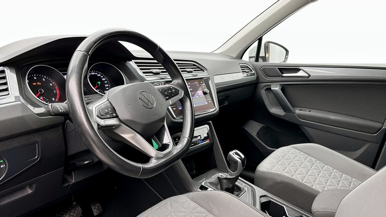 Volkswagen Tiguan 2021, bild 7/12
