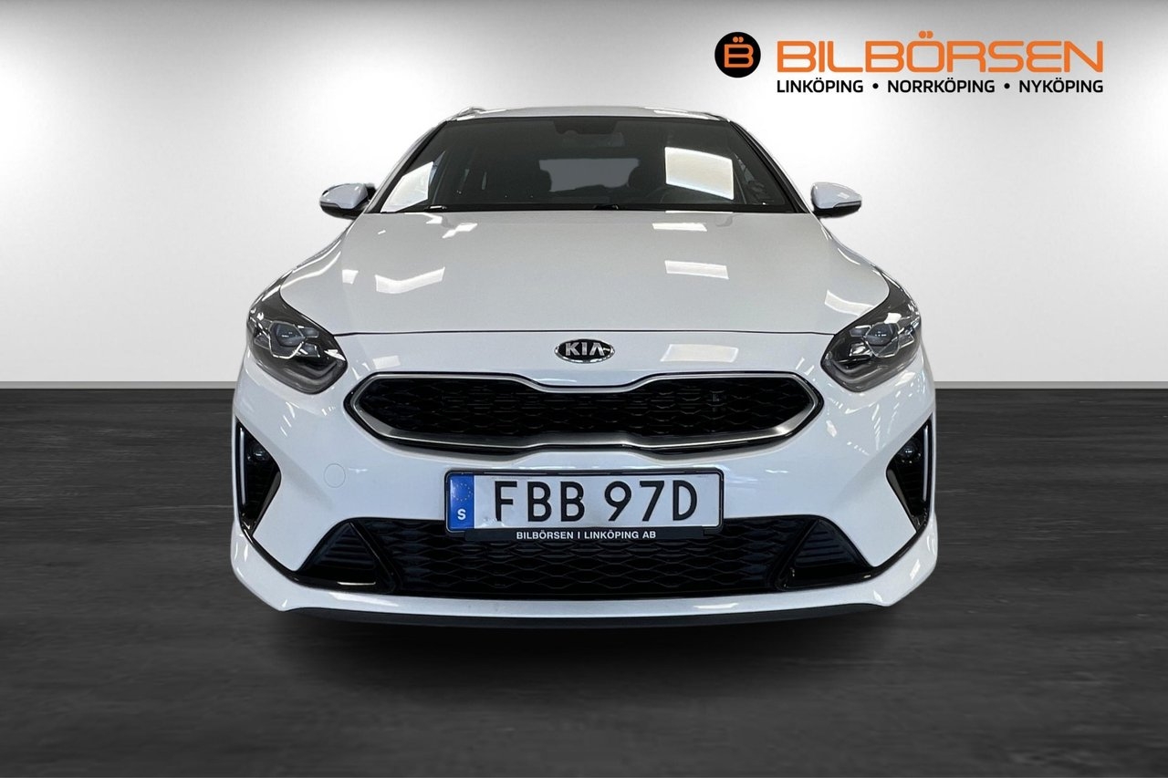 Kia Ceed SW 1.6 Crdi DCT GT-Line 2019, kuva 2/10