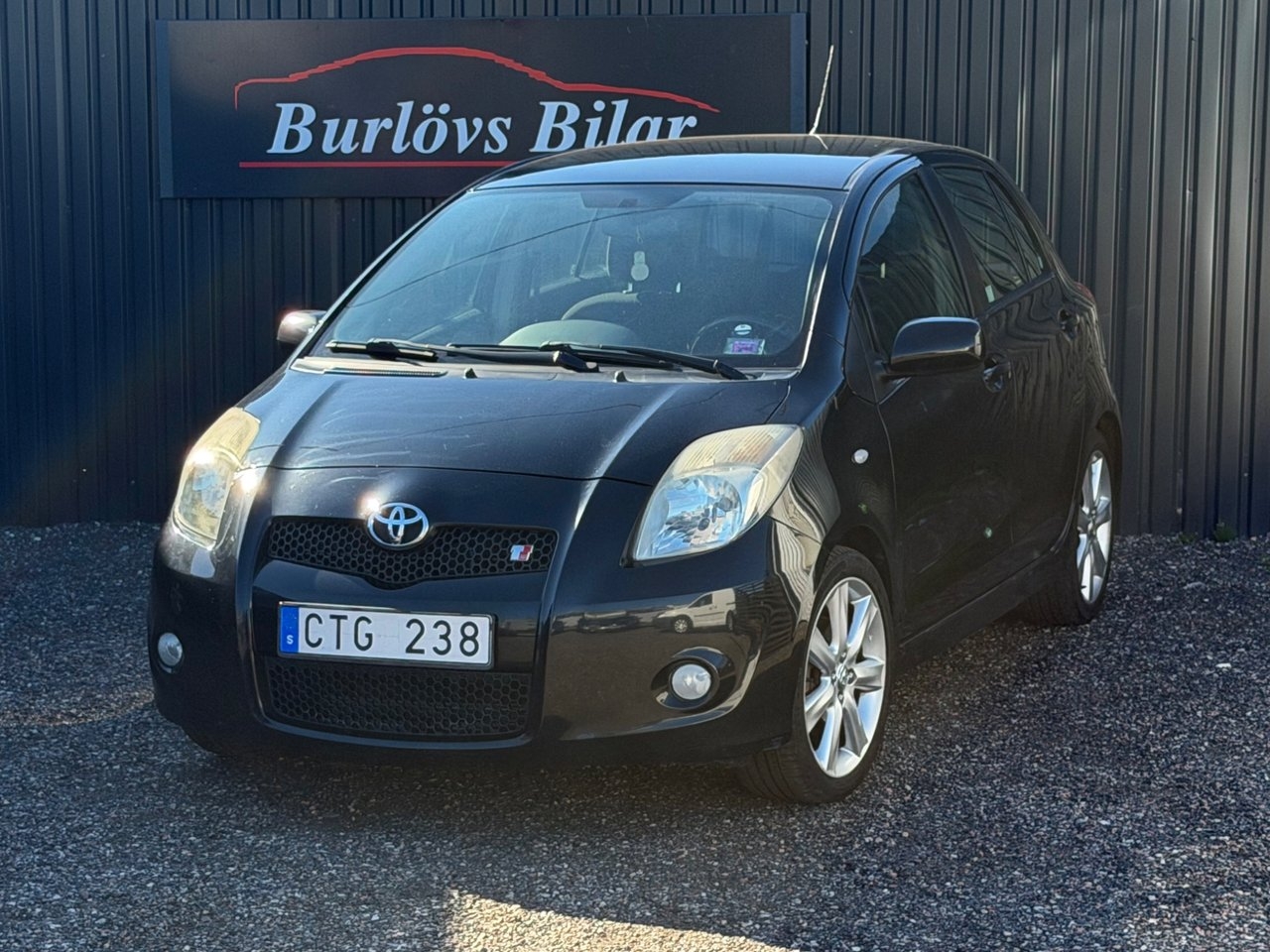 Toyota Yaris TS 5-dörrars Euro 4 2007, photo 2/9