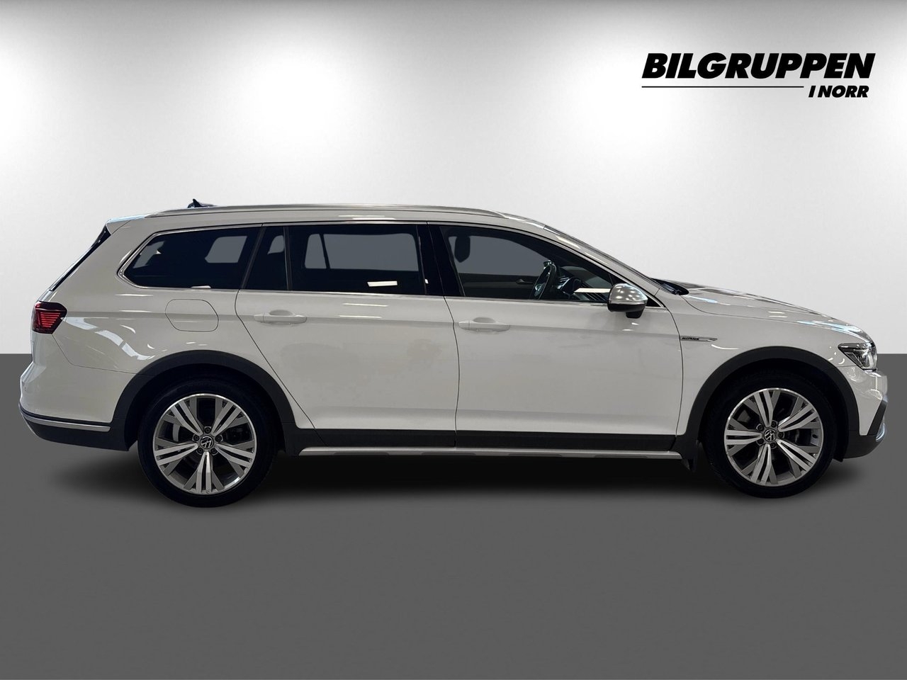 Volkswagen Passat 2020, bild 4/13