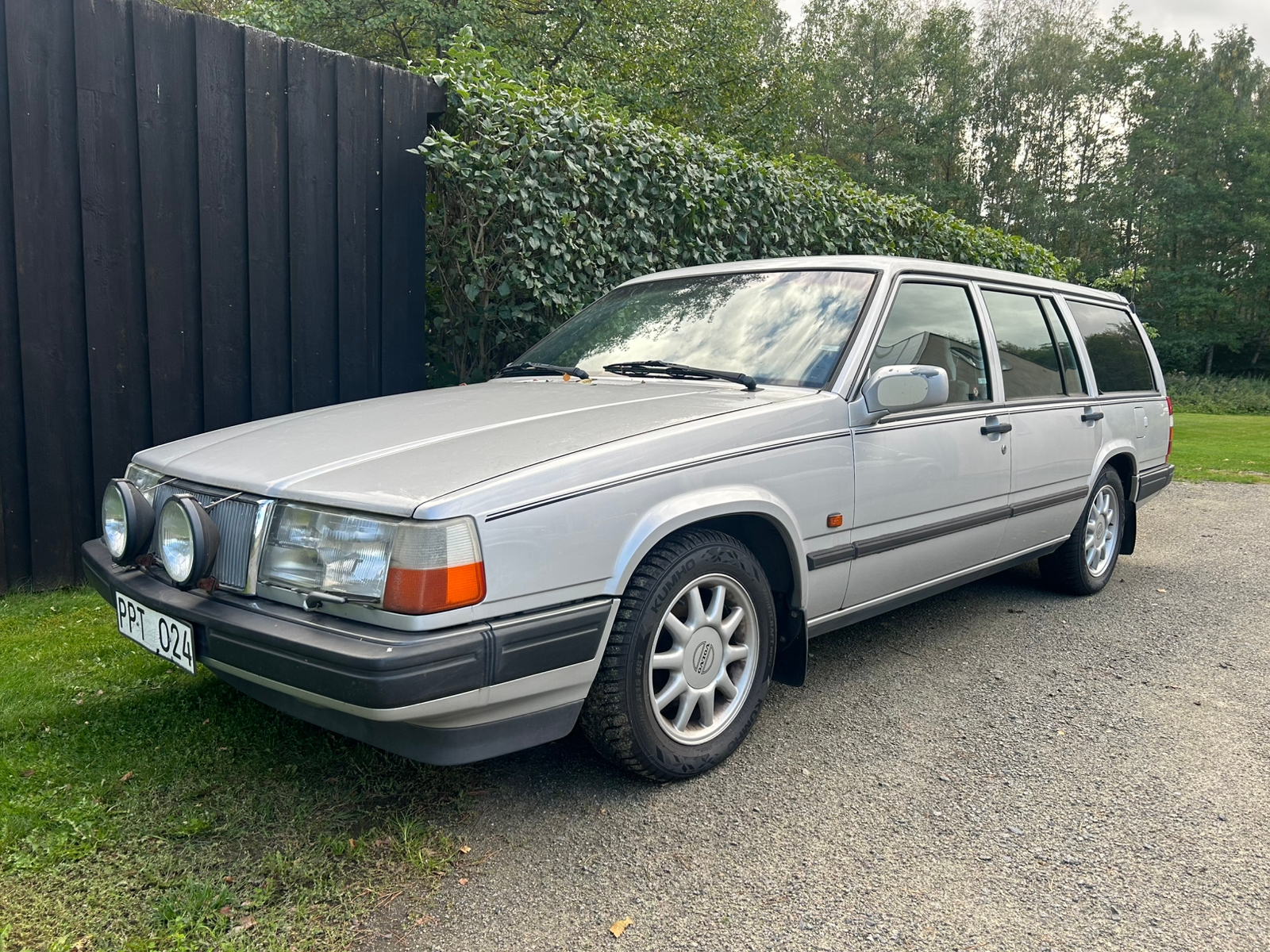 Volvo 940 Kombi 2.3 Manuell 1993, kuva 3/7