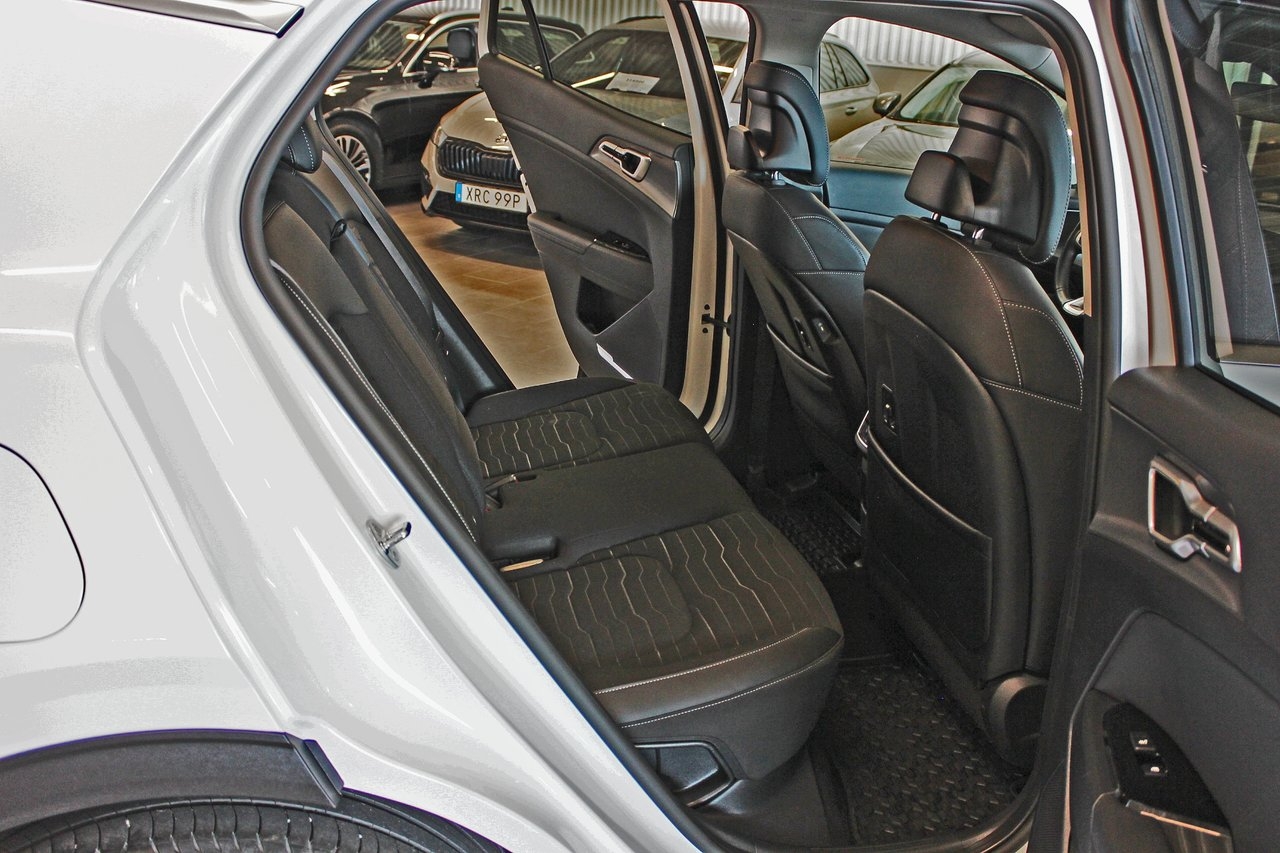 Kia Sportage PHEV Advance 360° 2022, bild 4/10