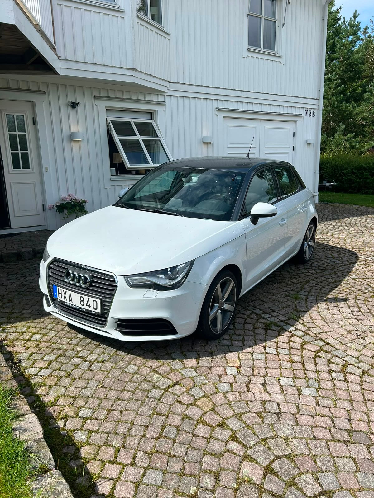 Audi A1 Sportback 1.2 TFSI Manuell 2013, bild 2/5