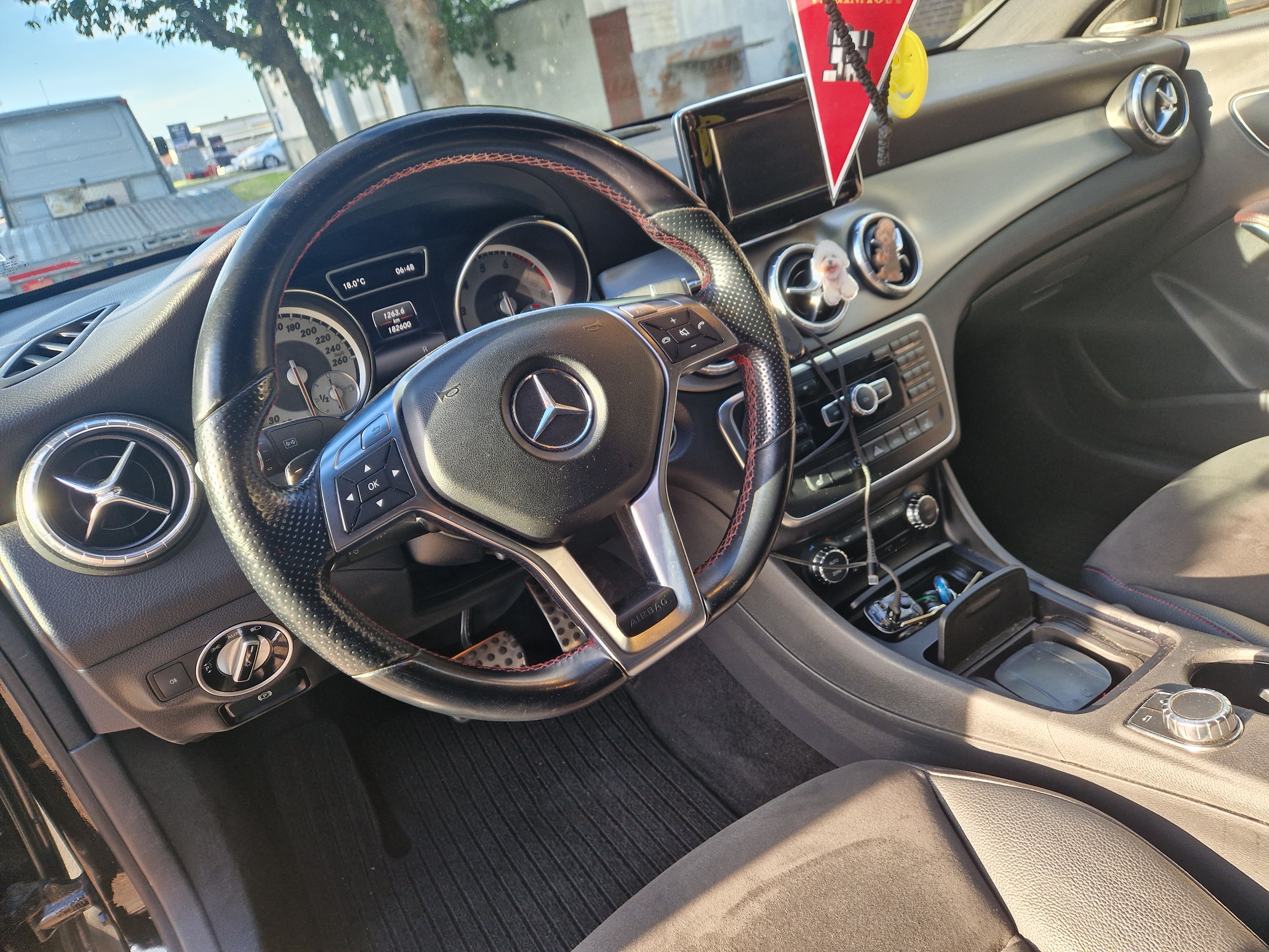 Mercedes-Benz CLA 200 7G-DCT 2014, bild 6/10