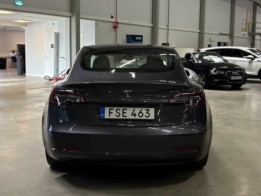 Tesla Model 3 Standard Range RWD 2023, bild 5/10