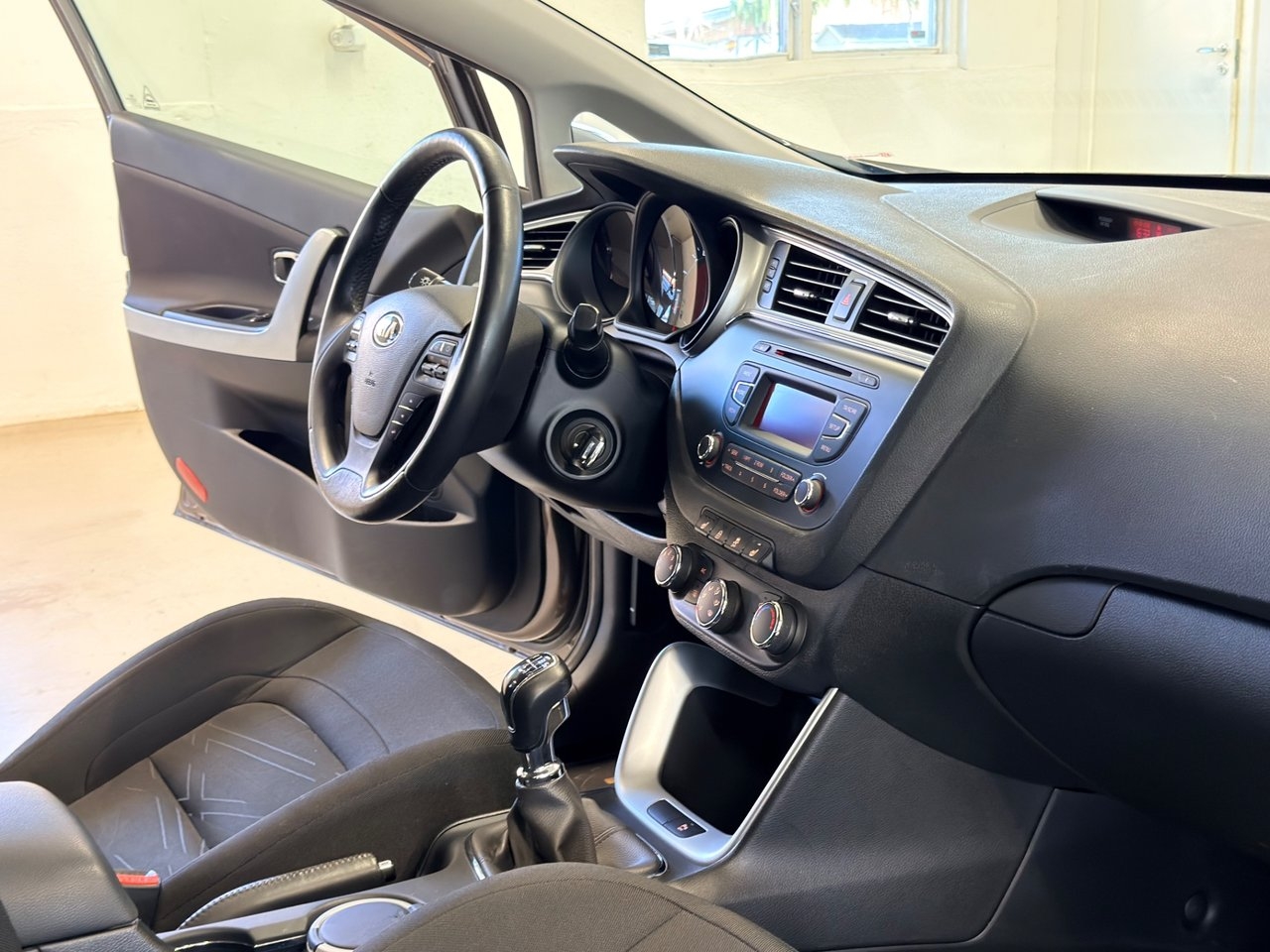 Kia Ceed cee'd 1.4 CVVT Euro 6 2017, bild 7/10