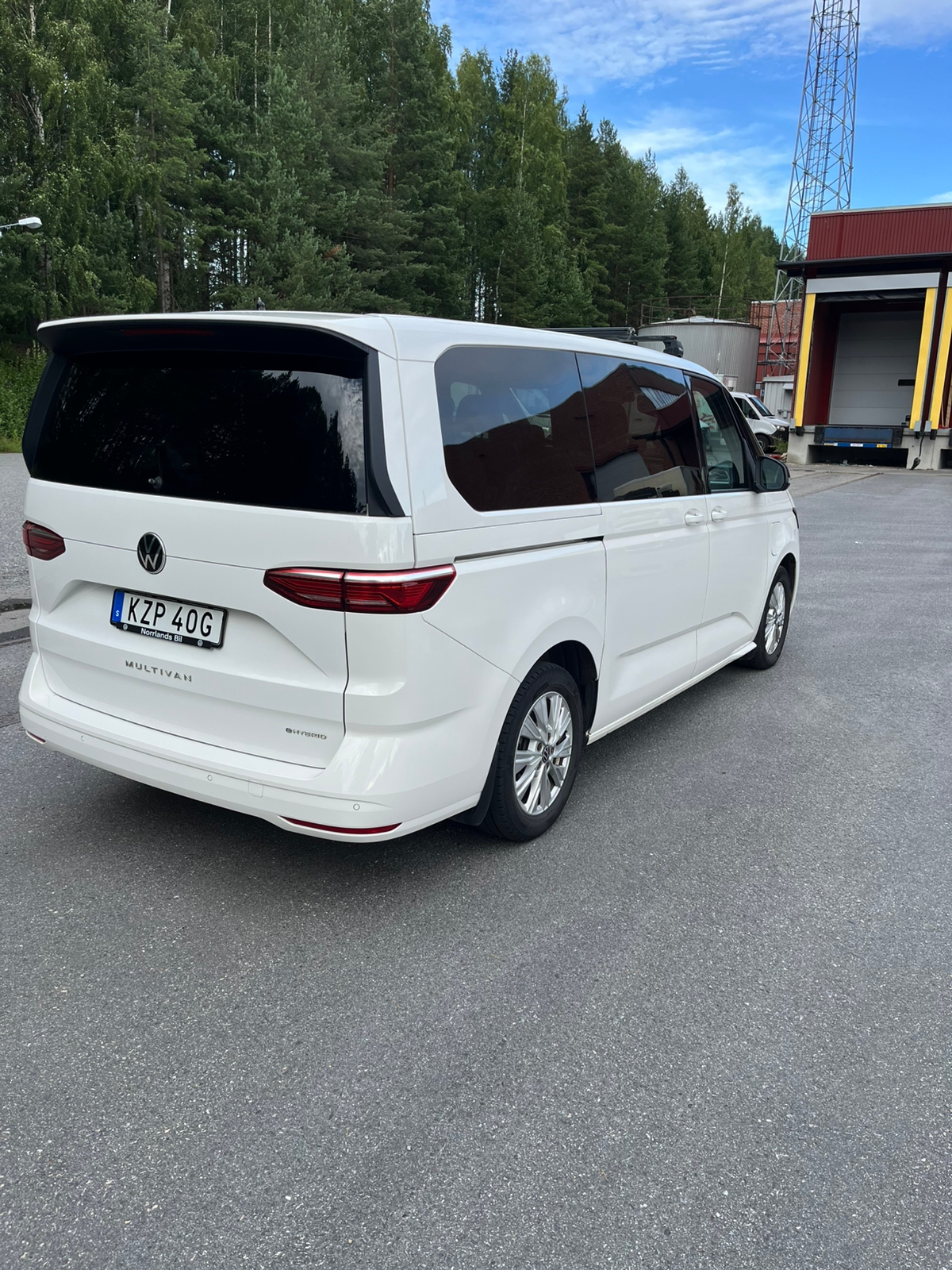 Volkswagen Multivan 2022, kuva 4/6