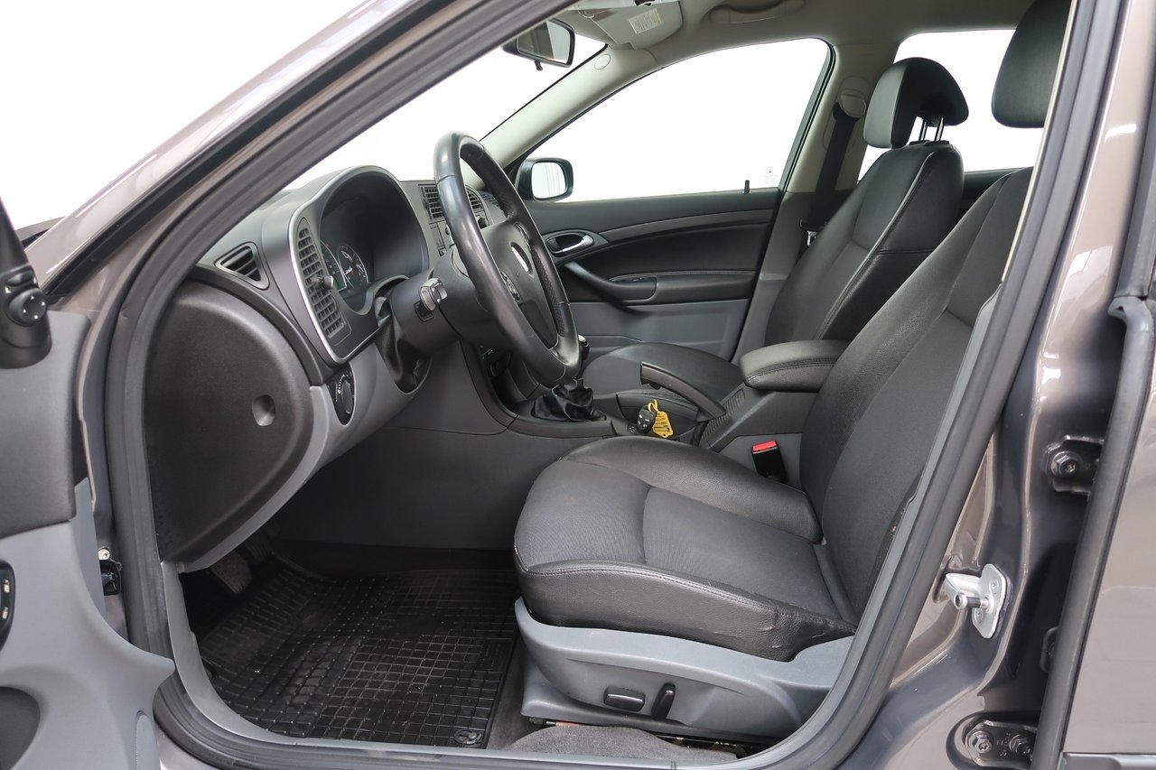 Saab 9-3 SportCombi 2.0 T Linear Euro 4 2007, bild 4/10