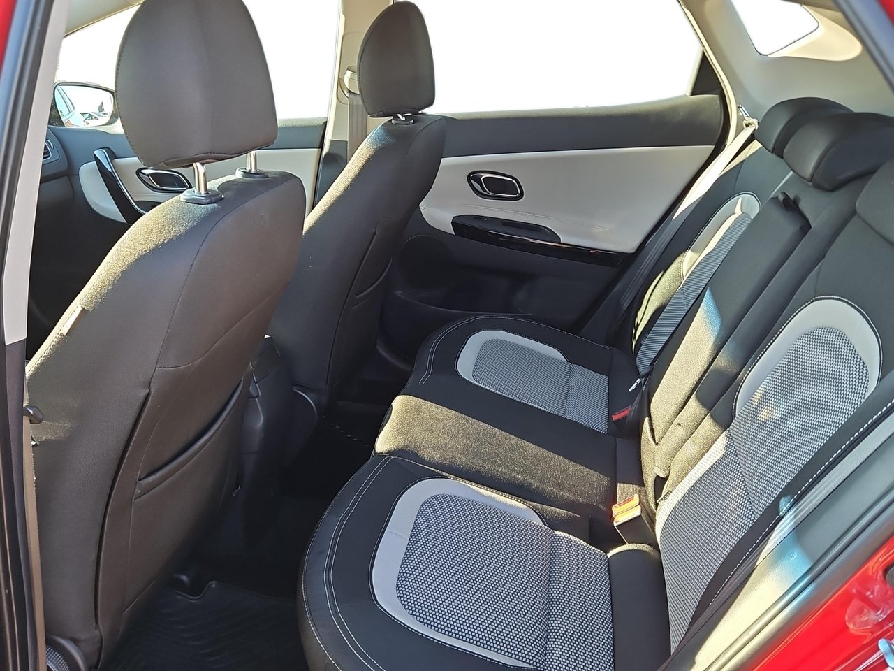 Kia Ceed 2013, kuva 7/8
