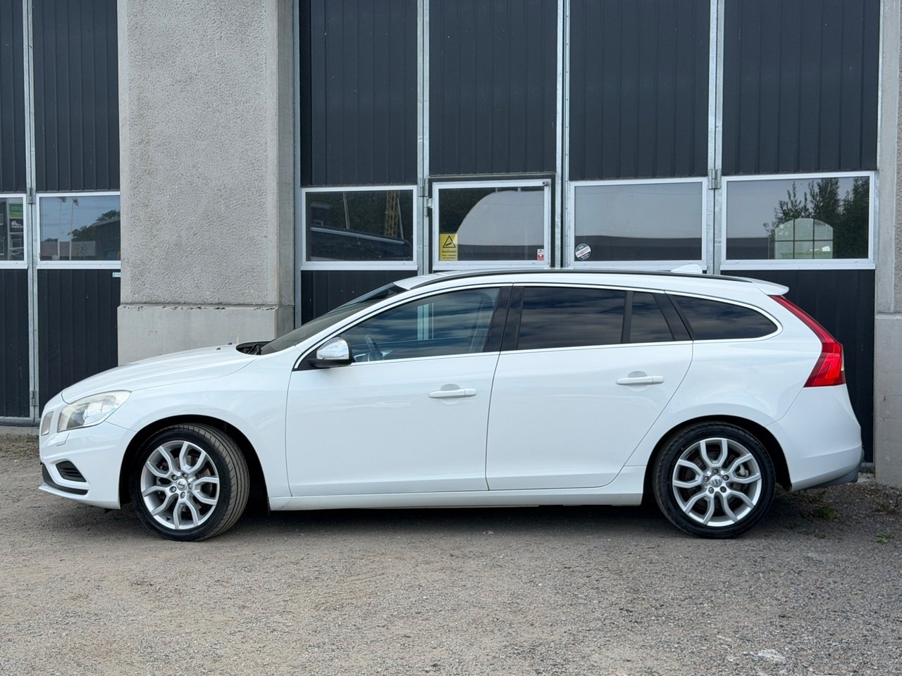 Volvo V60 2013, bild 2/10