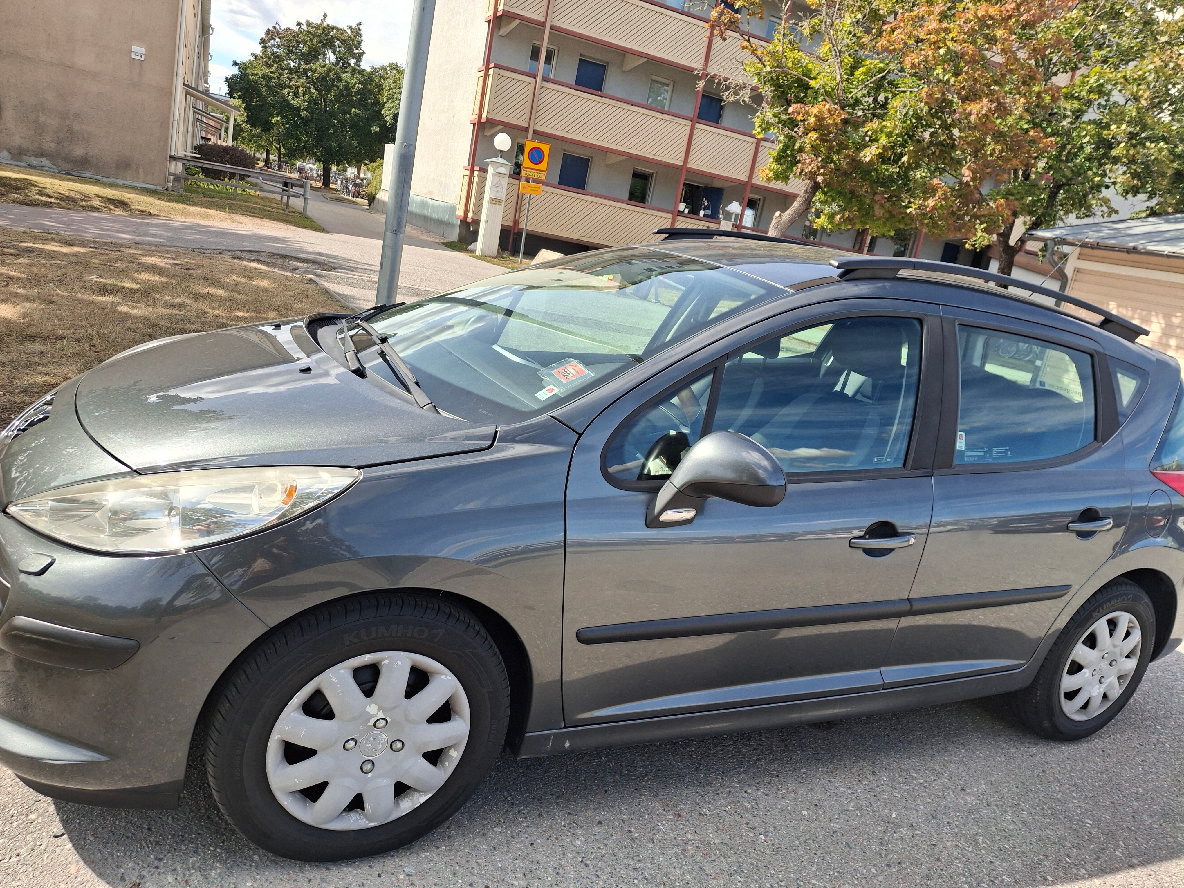 Peugeot 207 SW 1.6 VTi Automatisk 2008, bild 6/9