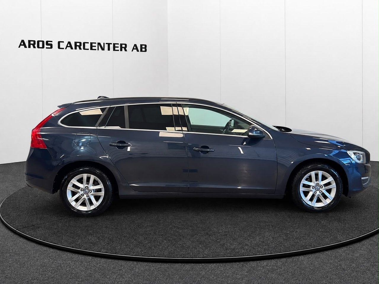 Volvo V60 2014, bild 2/10