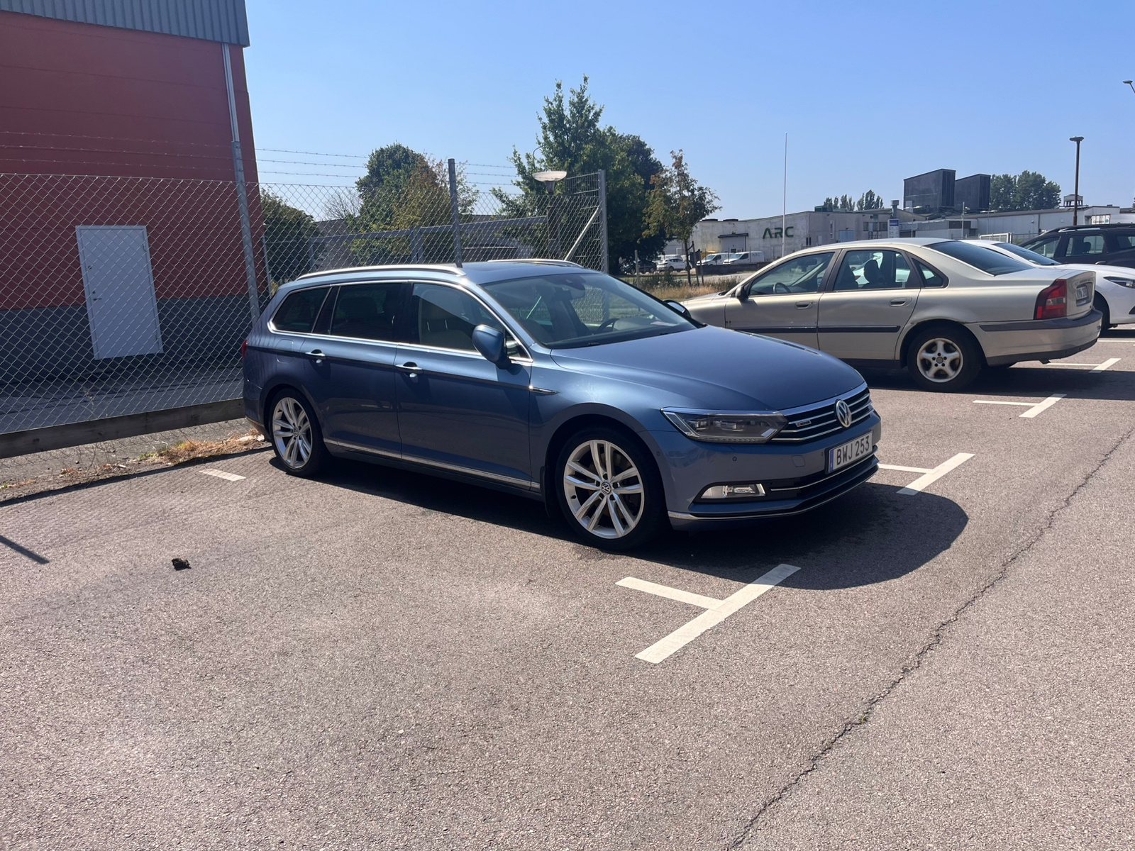 Volkswagen Passat 2015, bild 3/8
