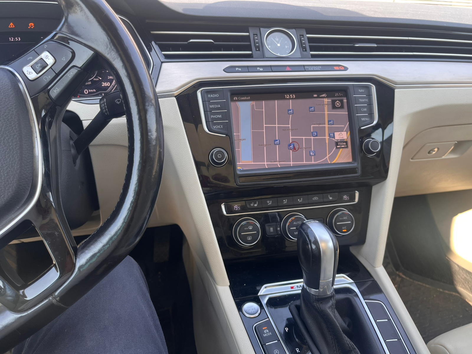Volkswagen Passat 2015, bild 4/8