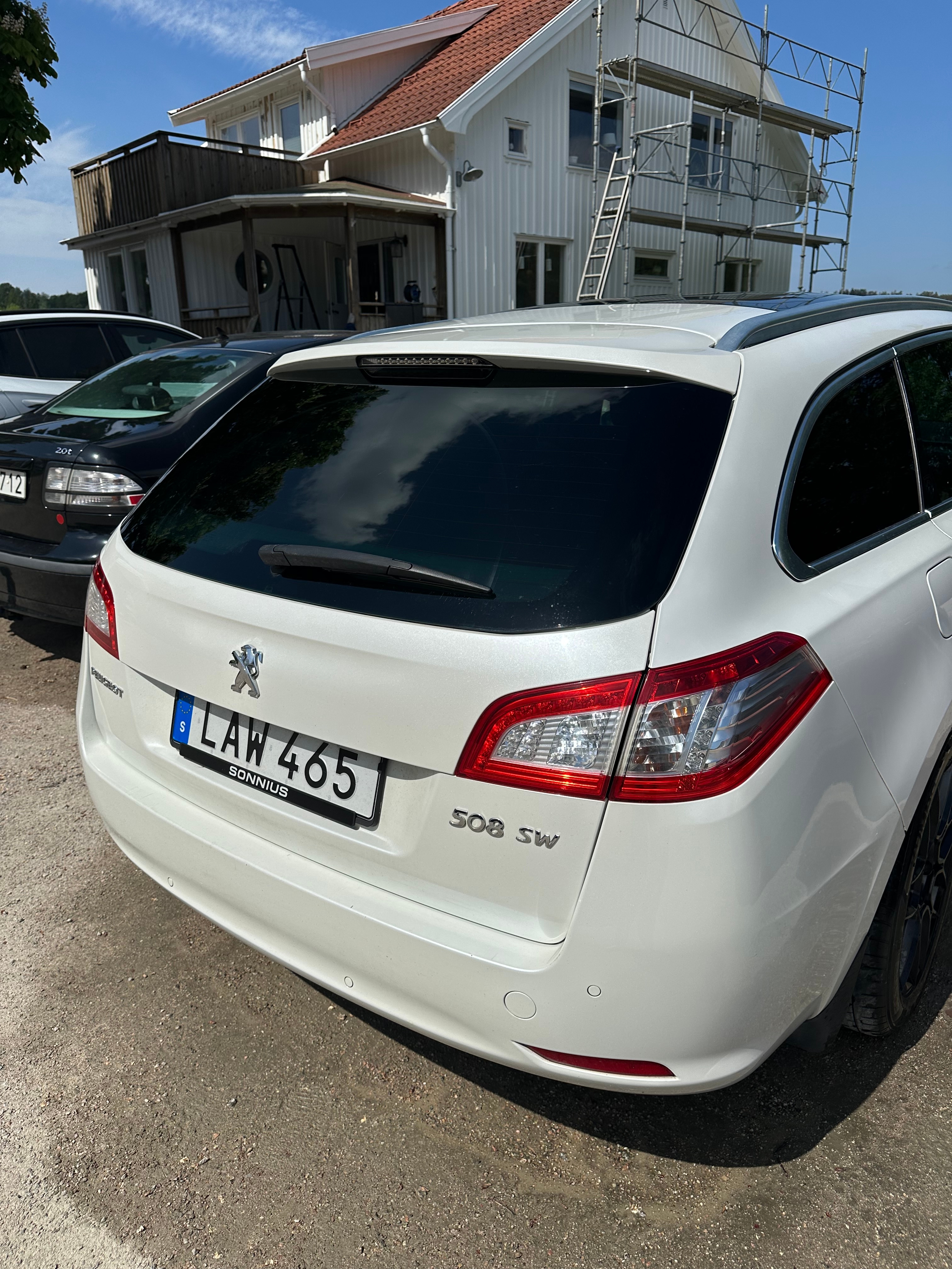 Peugeot 508 SW 1.6 e-HDi 115 FAP EGS 2012, kuva 3/10