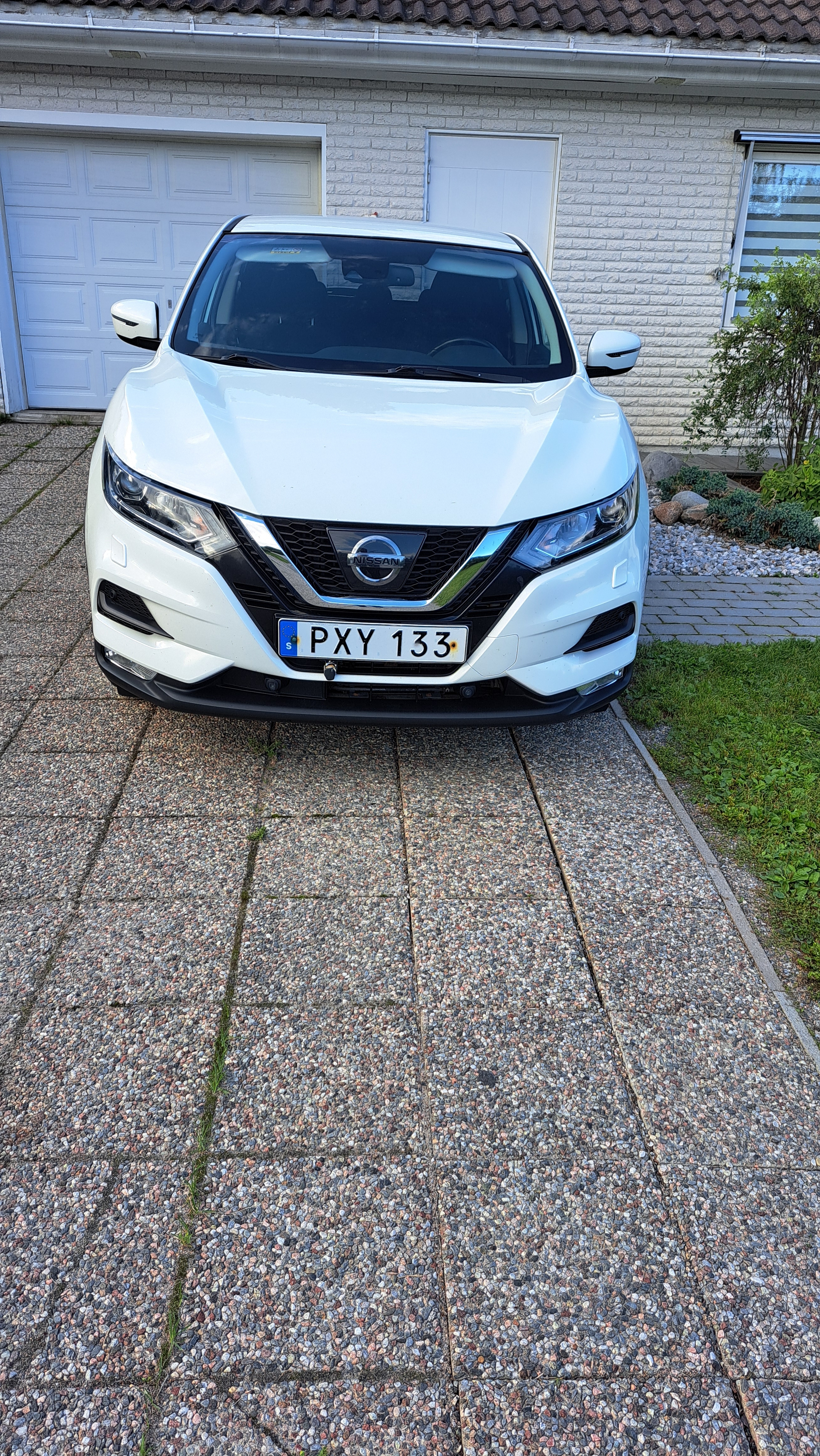 Nissan Qashqai 1.2 DIG-T XTRONIC-CVT 2018, bild 2/10