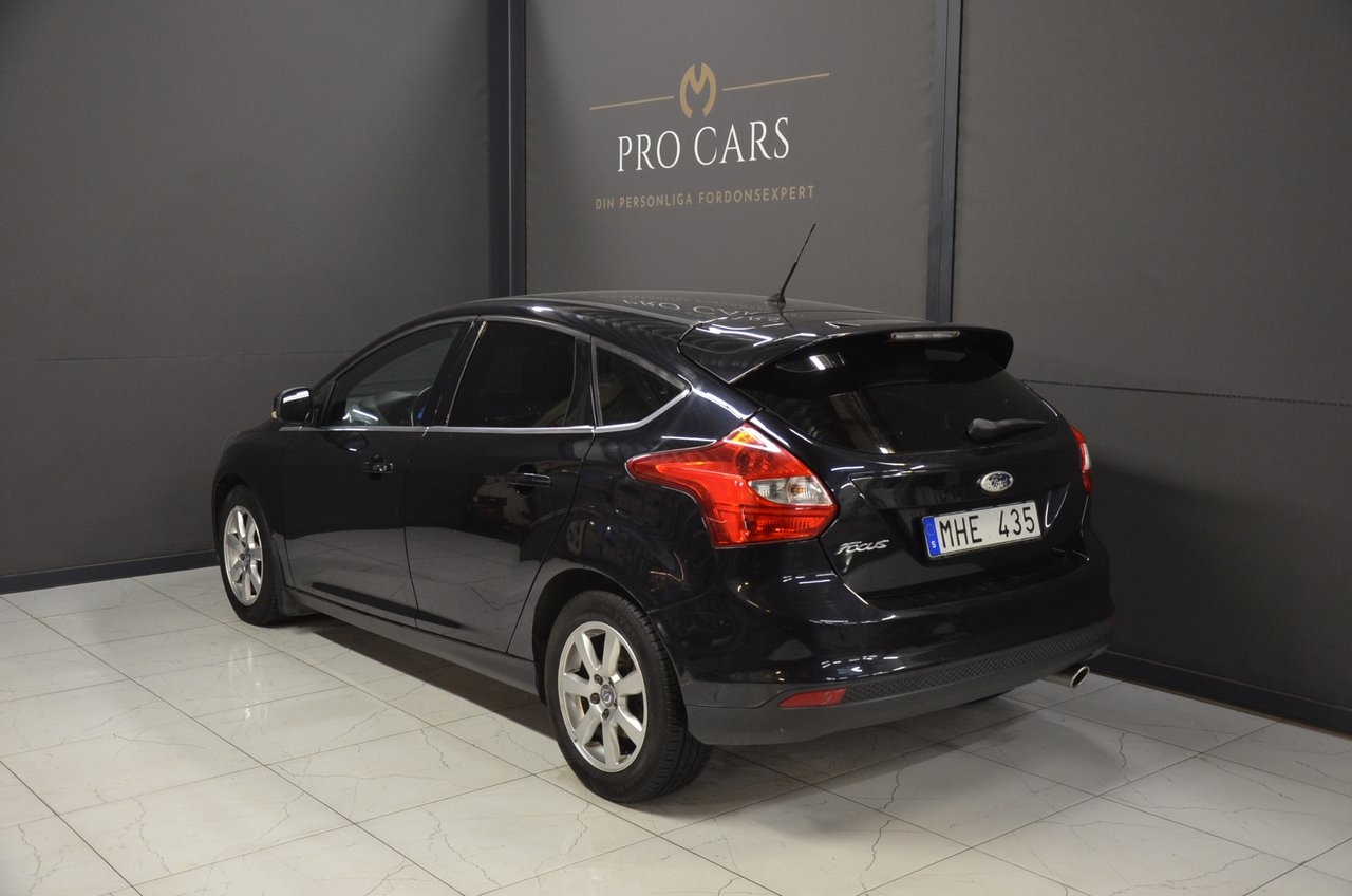 Ford Focus 2012, photo 6/10