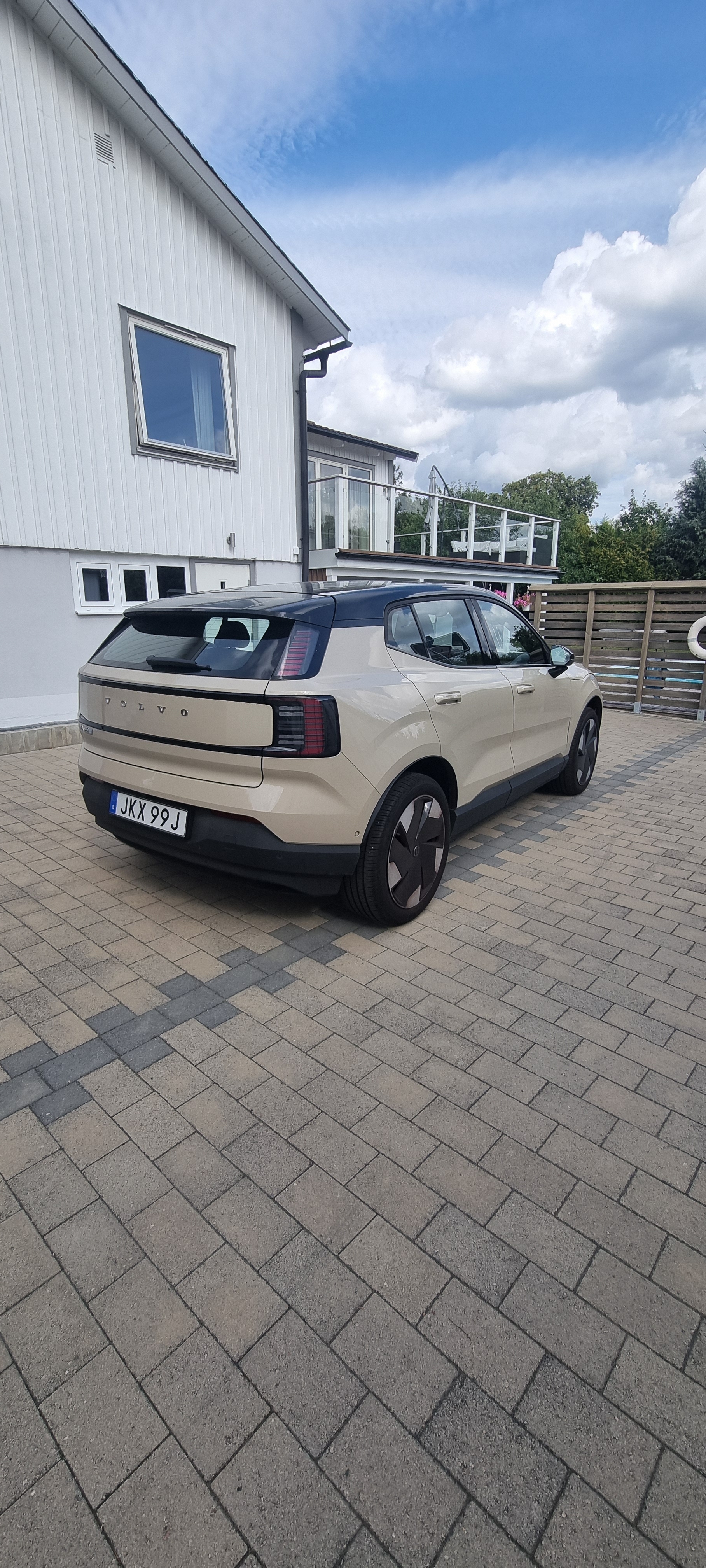 Volvo EX30 2026, bild 4/10