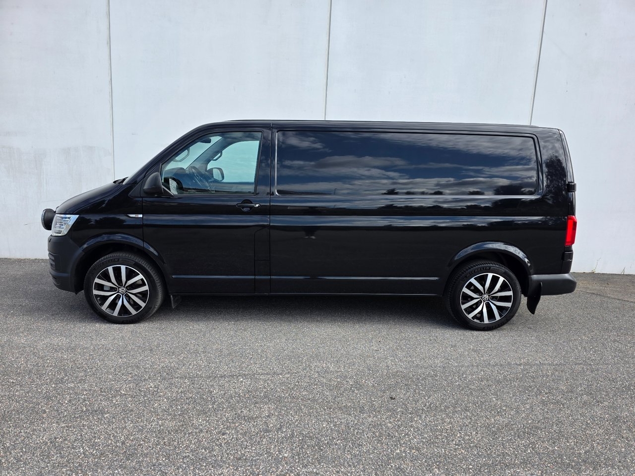Volkswagen Transporter 2018, bild 3/10