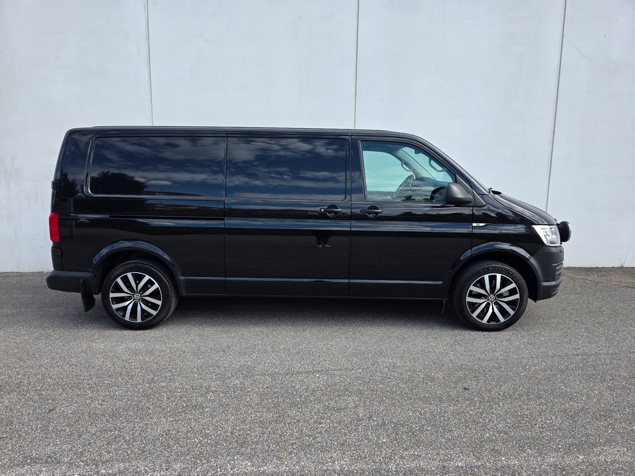 Volkswagen Transporter 2018, bild 4/10