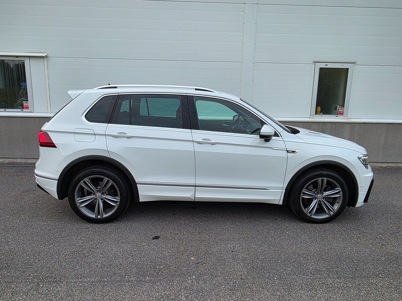 Volkswagen Tiguan 2018, bild 4/10