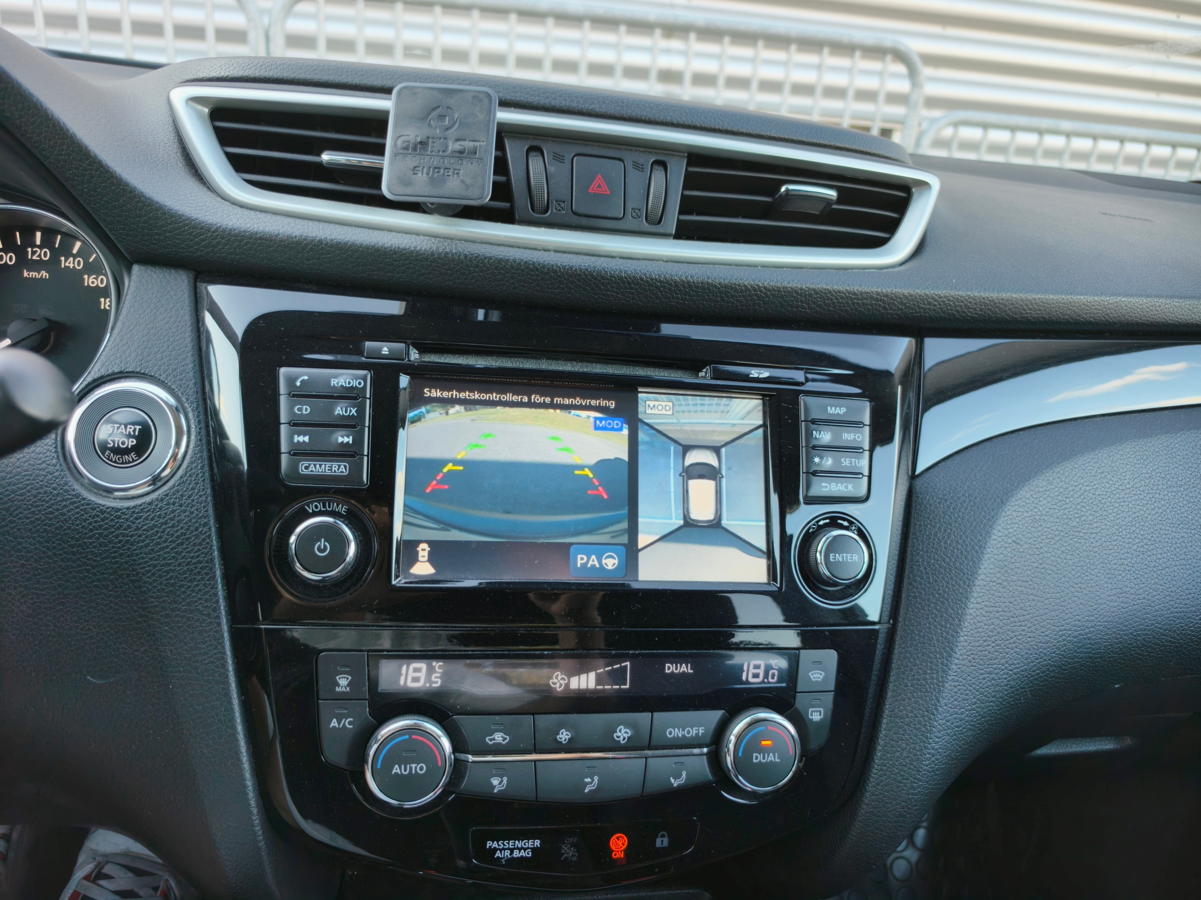 Nissan Qashqai 1.2 DIG-T Manuell 2015, photo 4/10