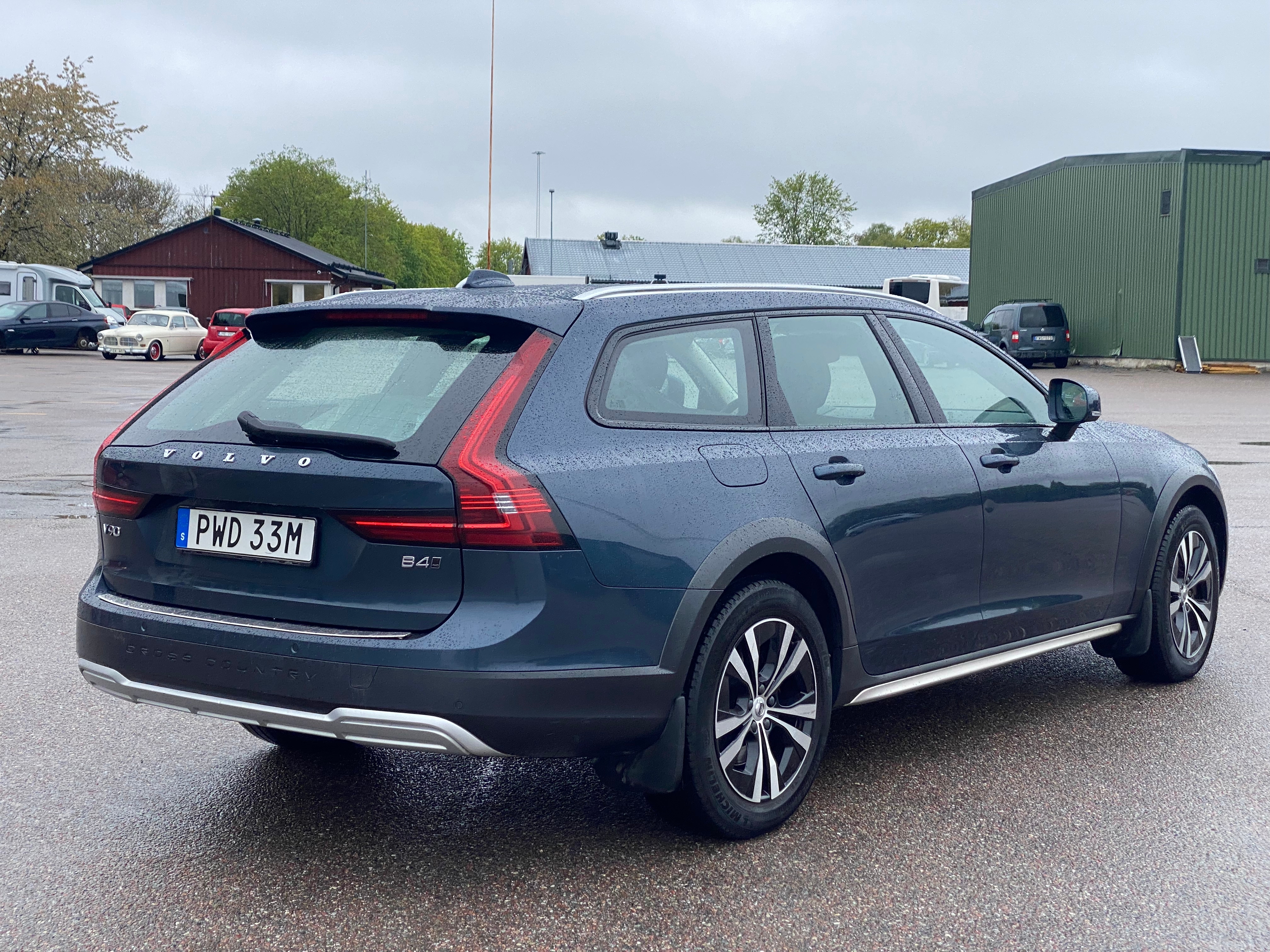 Volvo V90 Cross Country 2022, photo 2/5
