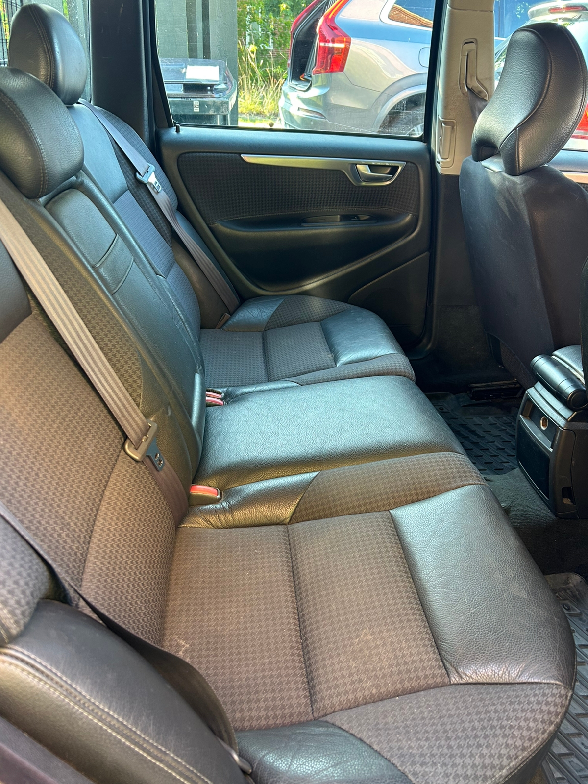 Volvo V70 2.5T Automatisk 2004, kuva 4/10
