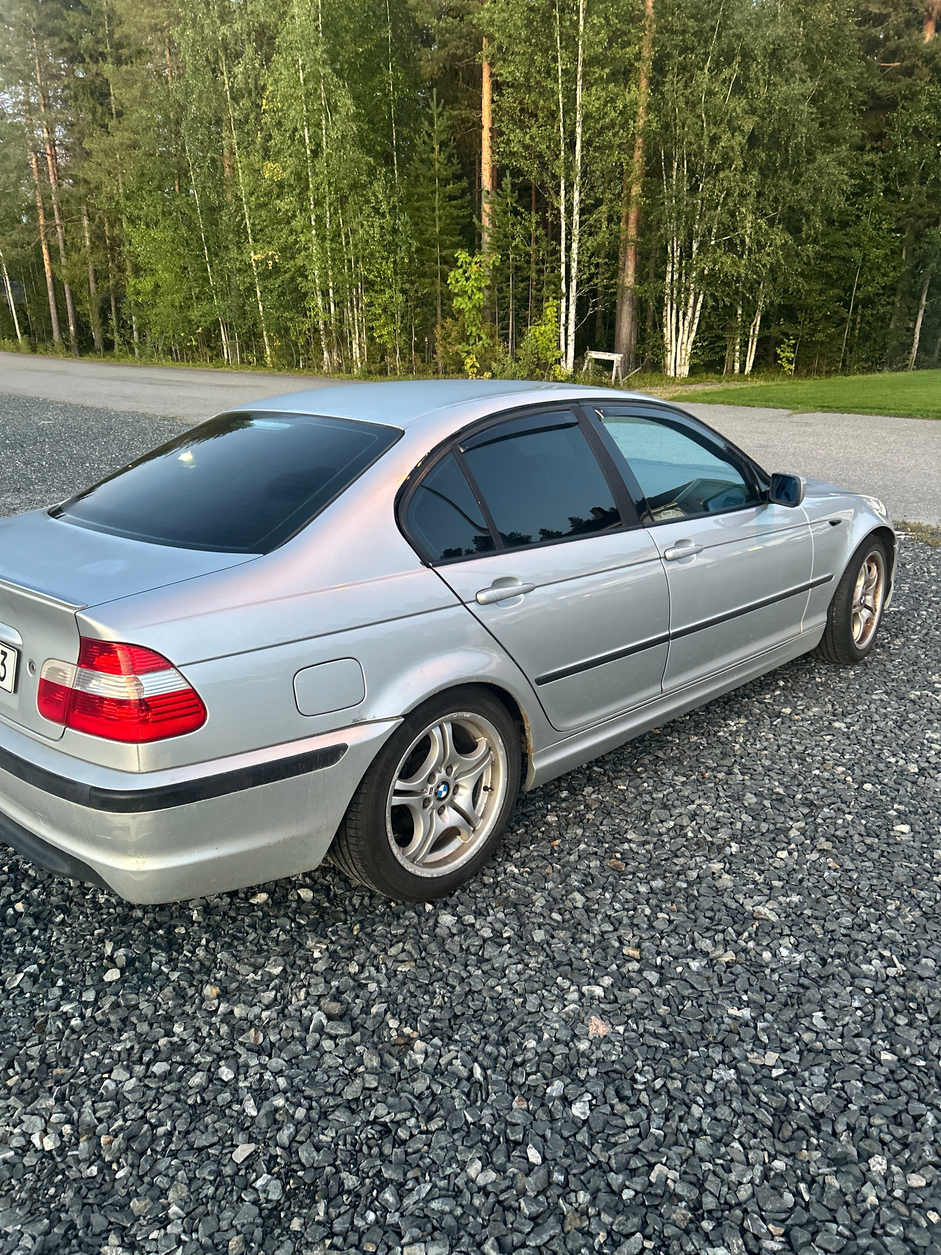 BMW 320 i Sedan Manuell 2003, photo 3/5