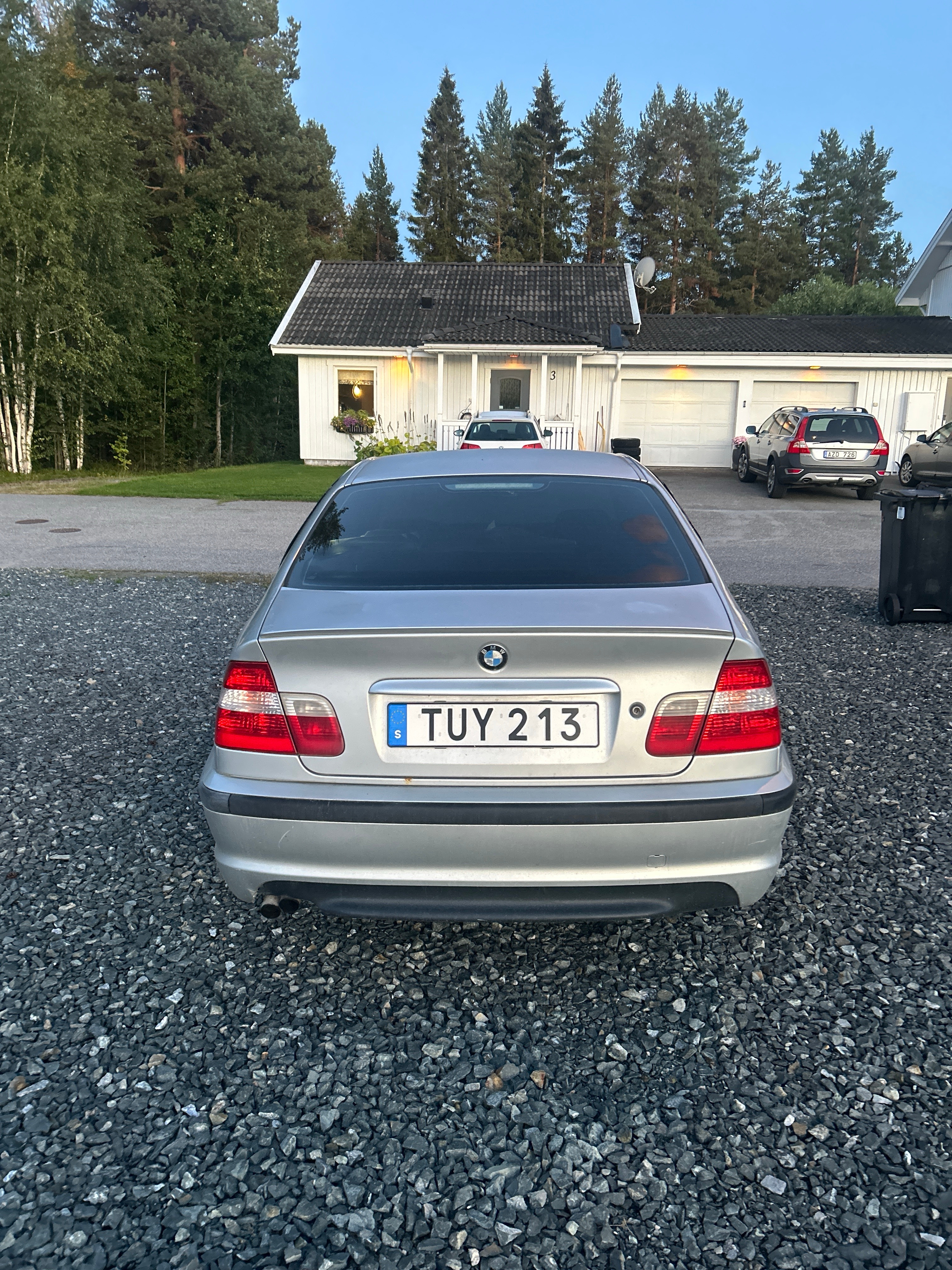 BMW 320 i Sedan Manuell 2003, photo 4/5