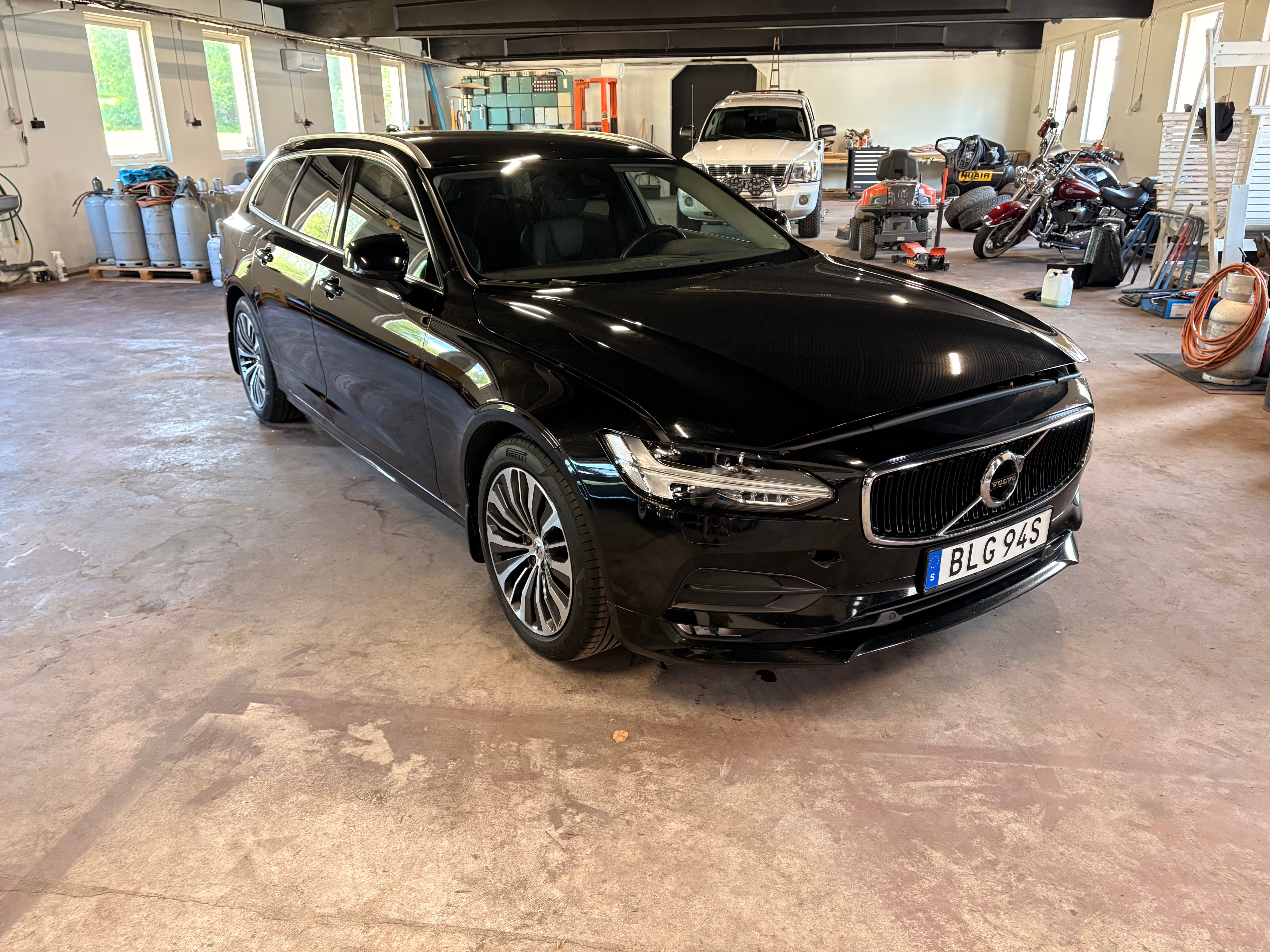 Volvo V90 D4 Geartronic 2020, photo 7/10