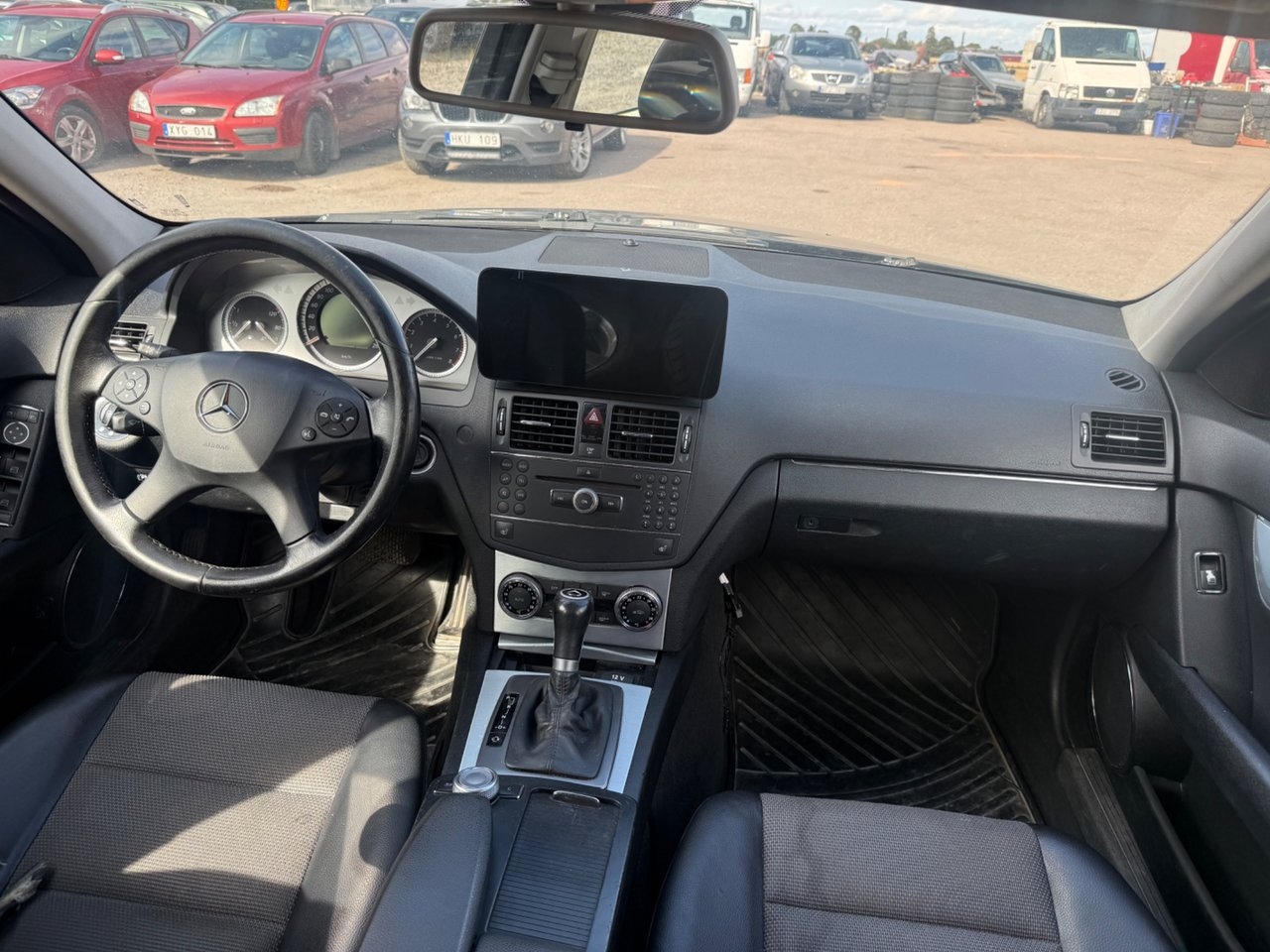 Mercedes-Benz C 2008, kuva 7/7