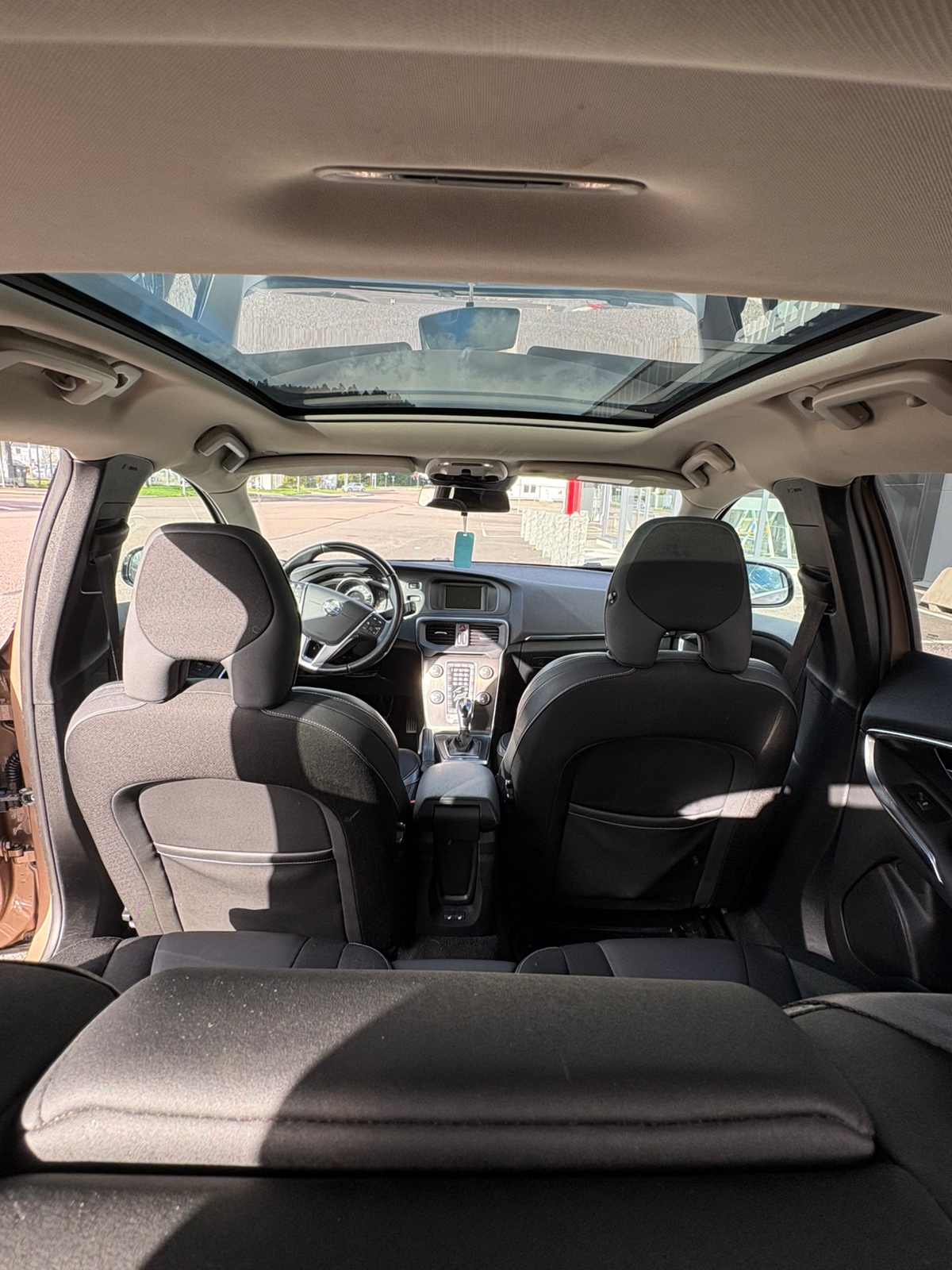 Volvo V40 D2 Powershift 2014, bild 6/10