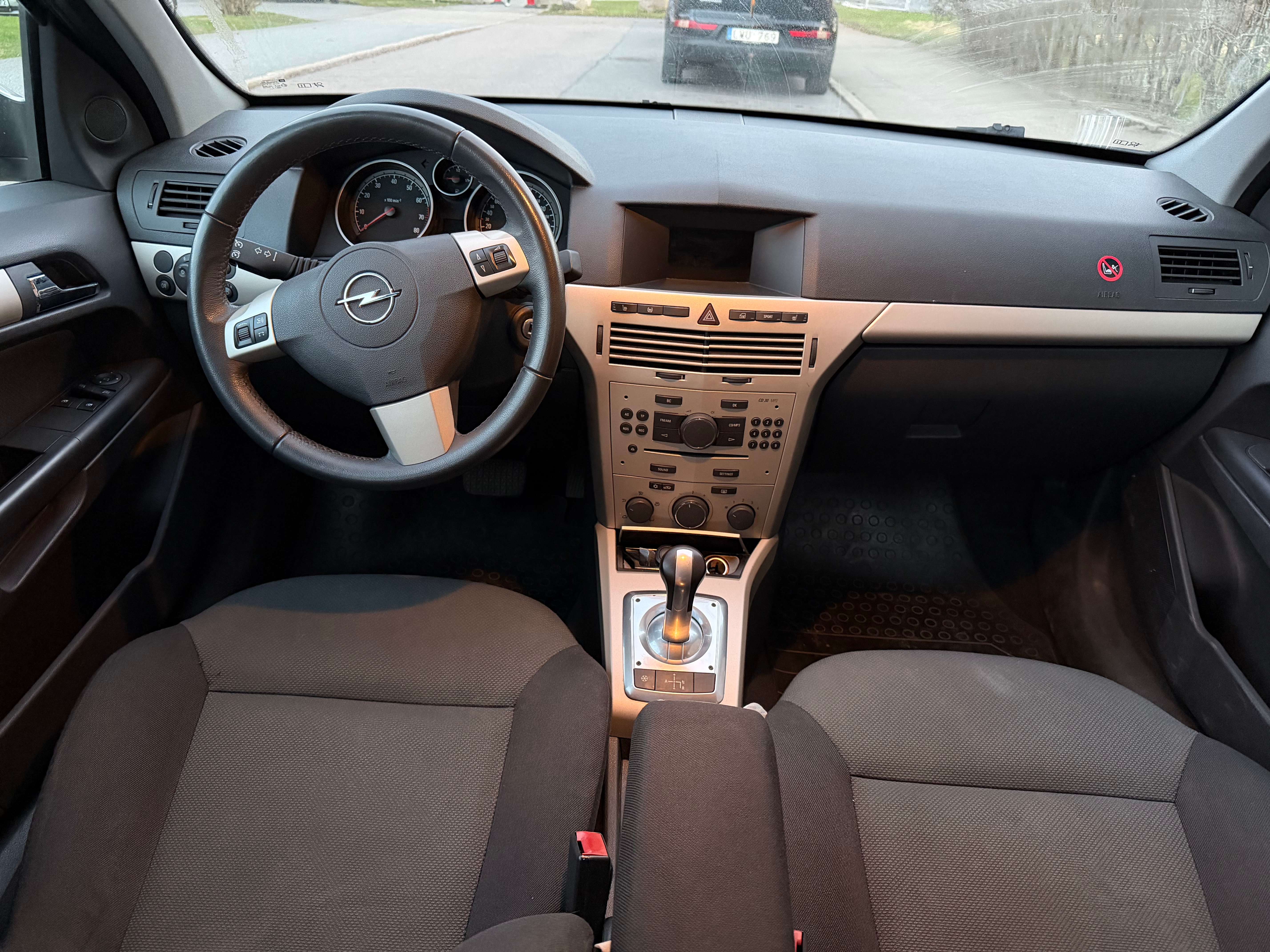 Opel Astra 2007, bild 7/10