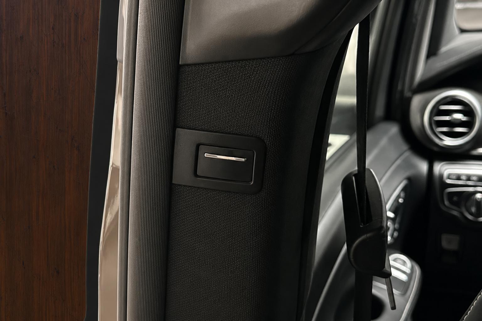 Mercedes-Benz V 2019, bild 7/10