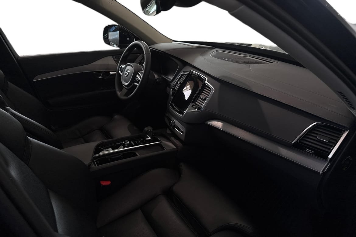 Volvo XC90 Recharge T8 Ultimate Bright 2023, bild 7/10
